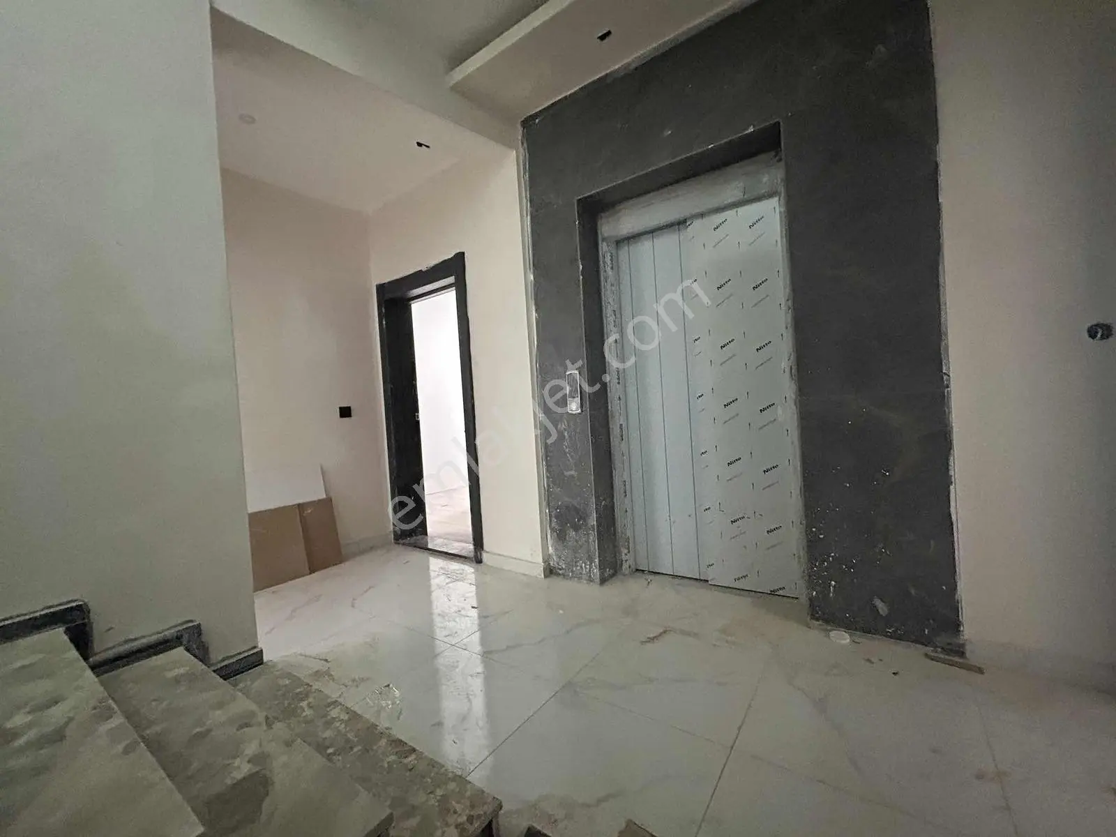 Acil Kuşadası Merkez Denize 200 Metre Mesafede Satılık 2+1 Daire — fotoğraf 27