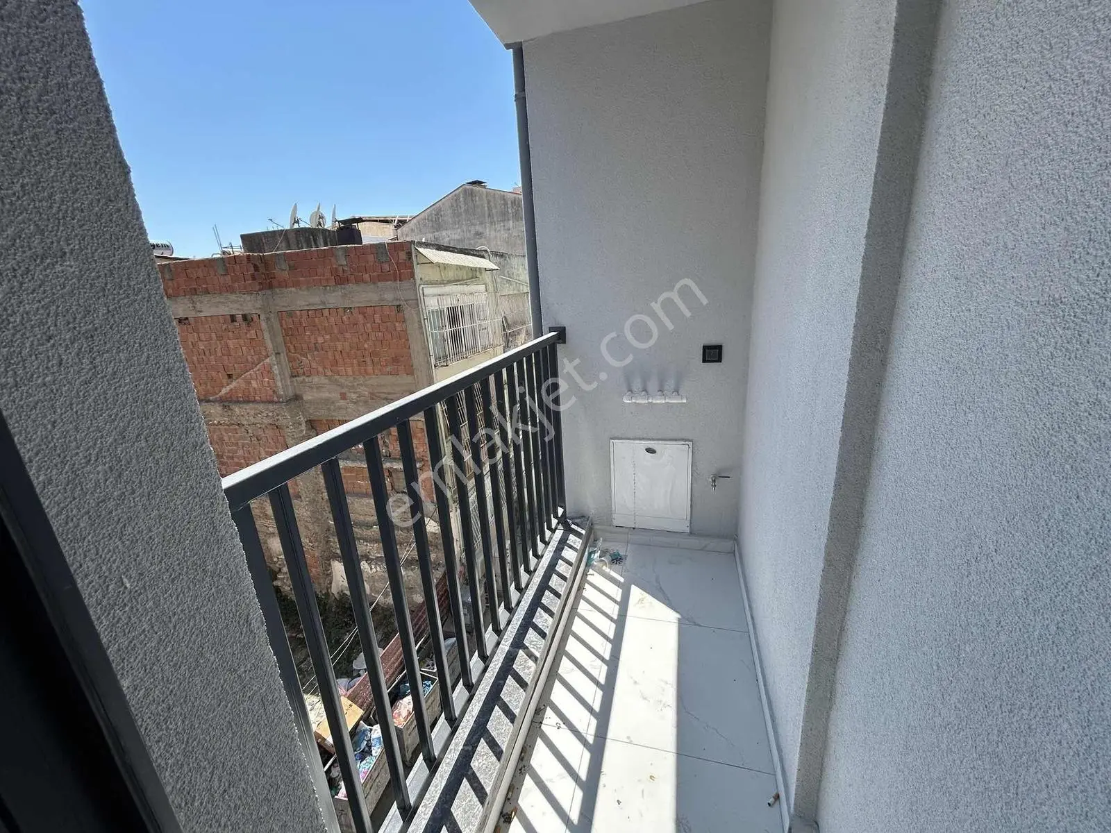 Acil Kuşadası Merkez Denize 200 Metre Mesafede Satılık 2+1 Daire — fotoğraf 35