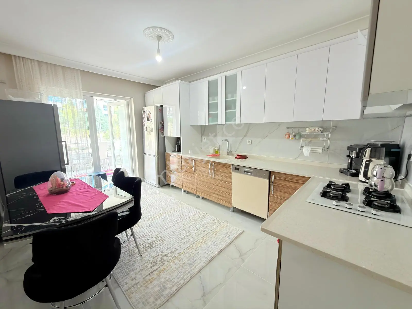 Yenimahalle Ata Mah. Belören Site İçerisinde 3+1 Satılık Daire — fotoğraf 3
