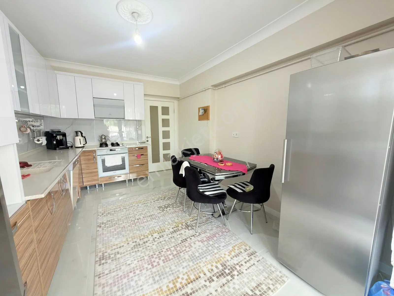 Yenimahalle Ata Mah. Belören Site İçerisinde 3+1 Satılık Daire — fotoğraf 4