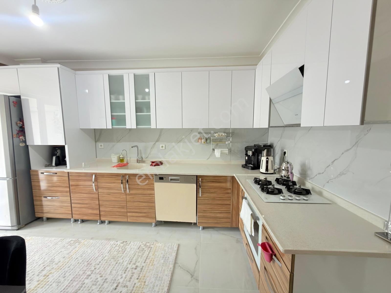 Yenimahalle Ata Mah. Belören Site İçerisinde 3+1 Satılık Daire — fotoğraf 7