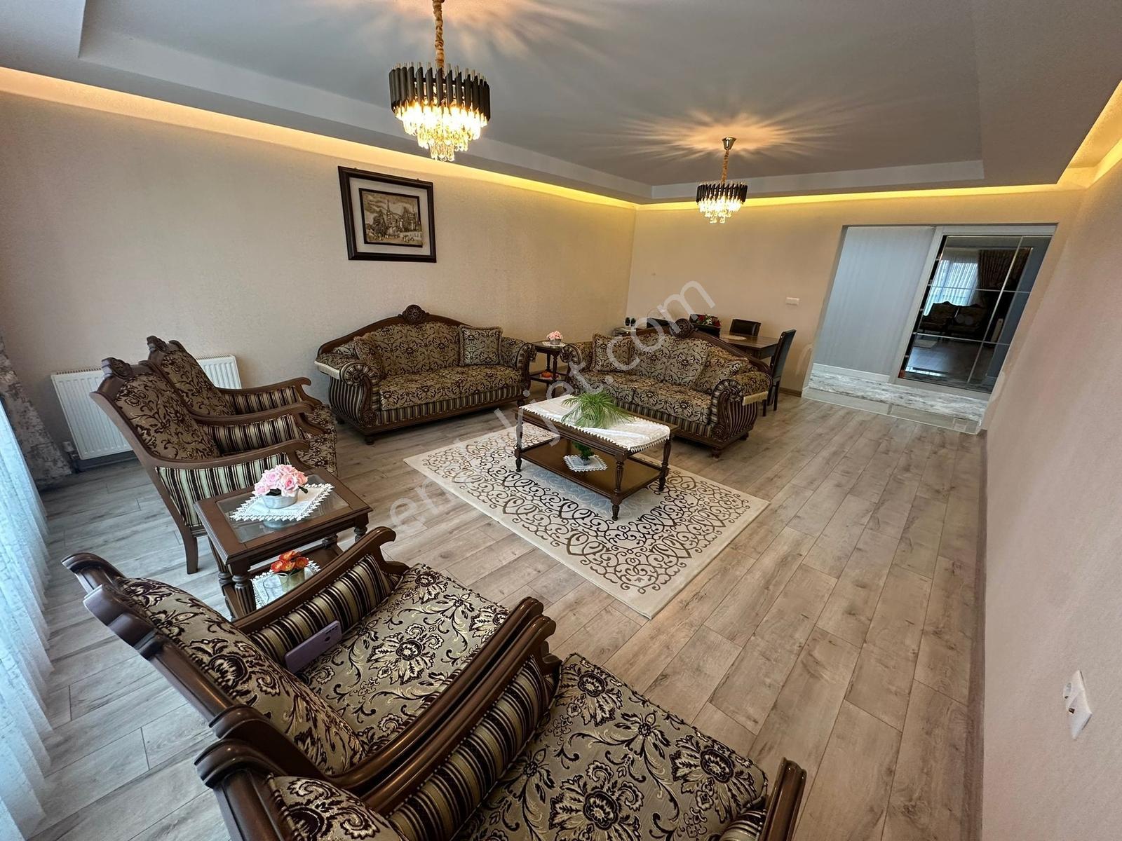 Polat Lıve Emlaktan 4+1 190 M2 Kilerli Giyinme Odalı Lüks Daire — fotoğraf 9