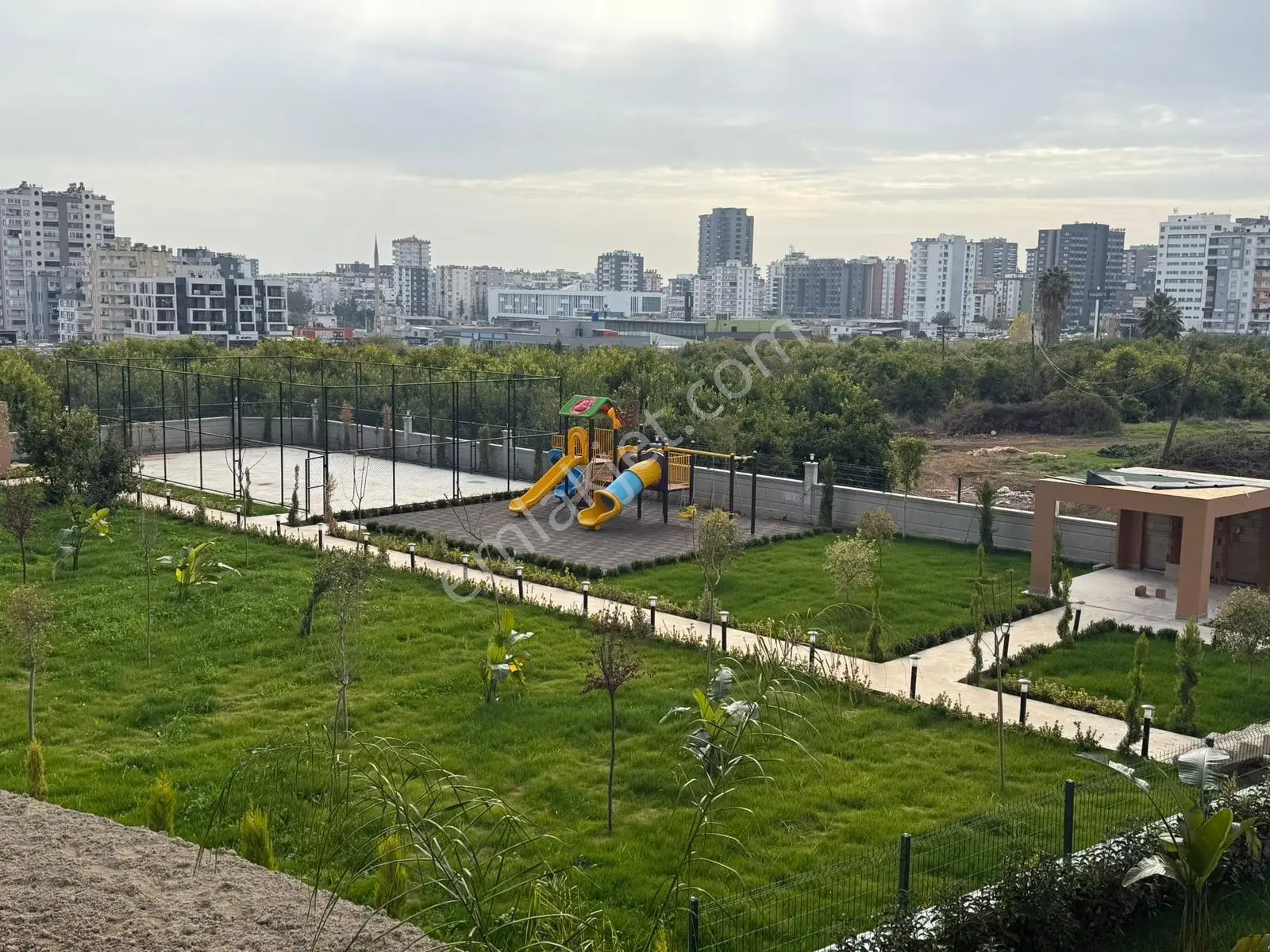 Yenişehir Megalan Da Deniz Manzaralı 3 Cepheli Köşe 2+1 — fotoğraf 3