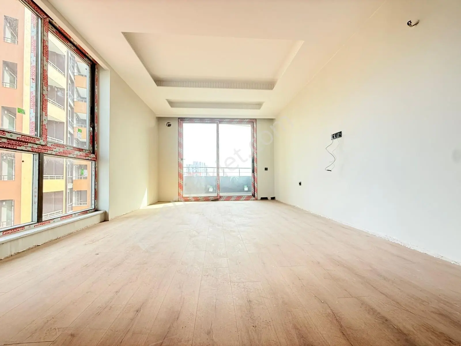 Yenişehir Megalan Da Deniz Manzaralı 3 Cepheli Köşe 2+1 — fotoğraf 5