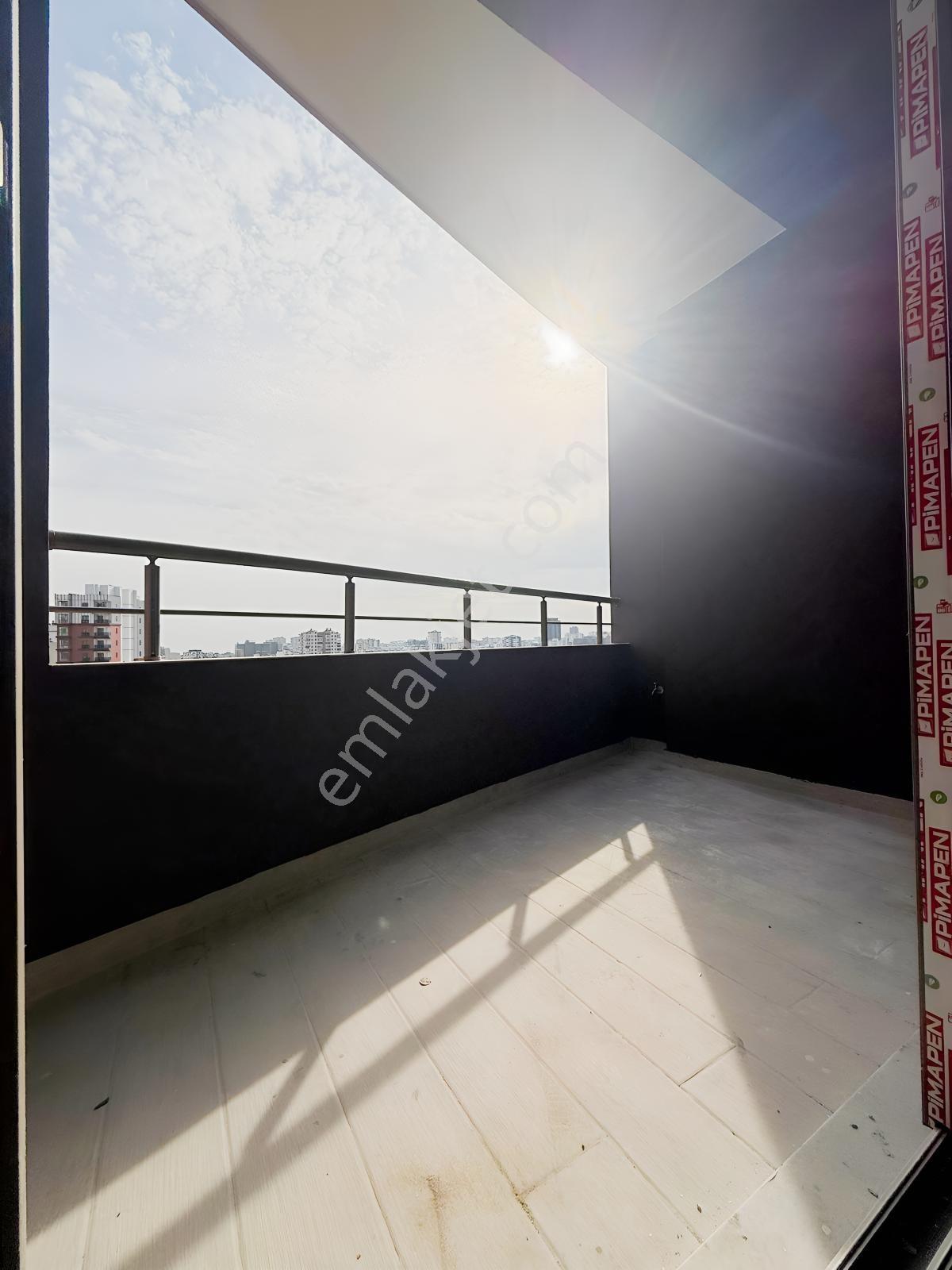 Yenişehir Megalan Da Deniz Manzaralı 3 Cepheli Köşe 2+1 — fotoğraf 10