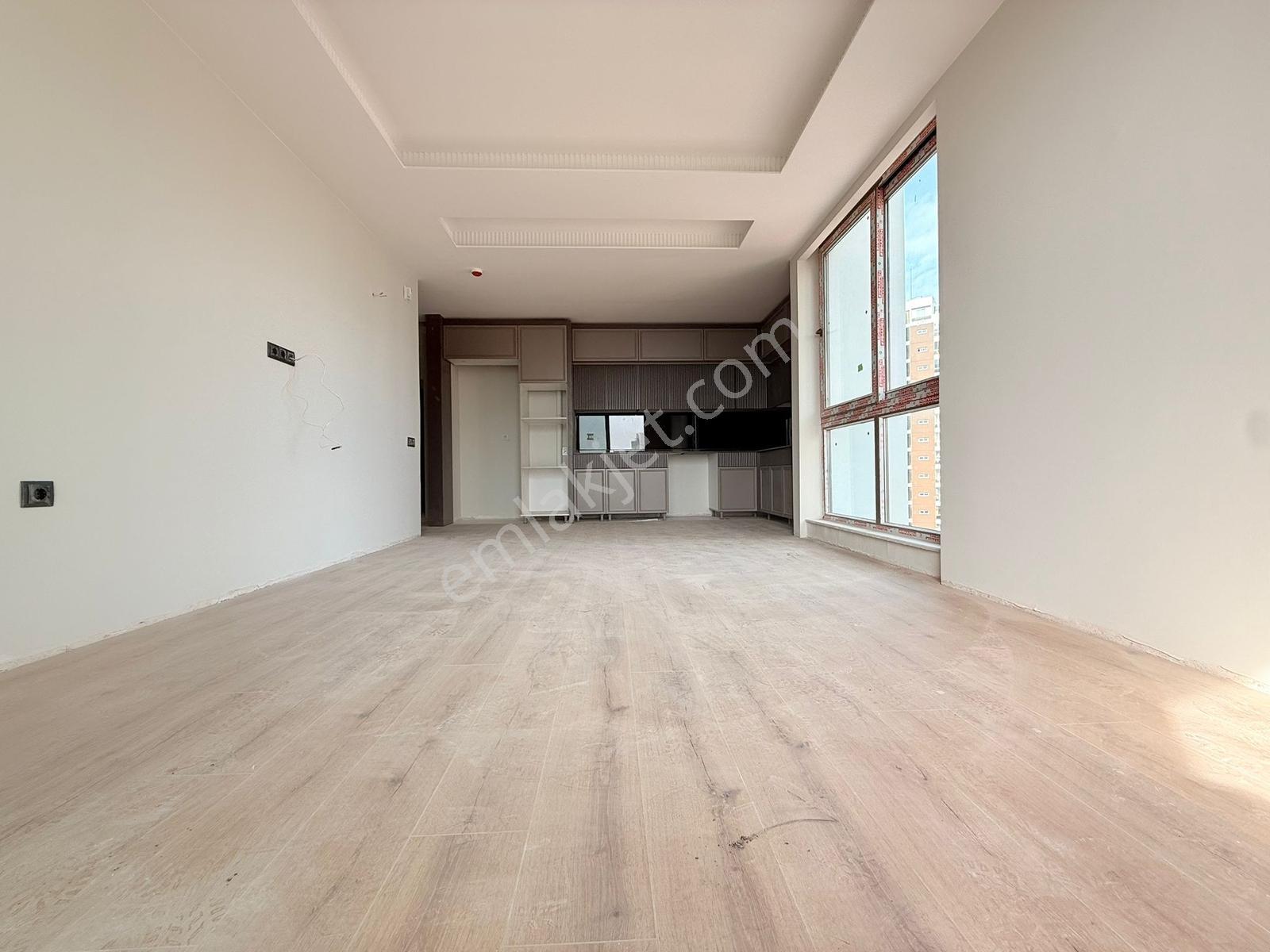 Yenişehir Megalan Da Deniz Manzaralı 3 Cepheli Köşe 2+1 — fotoğraf 11