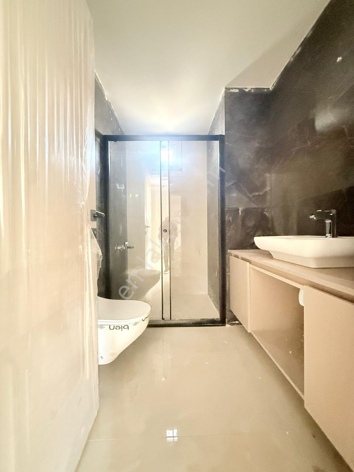 Yenişehir Megalan Da Deniz Manzaralı 3 Cepheli Köşe 2+1 — fotoğraf 16