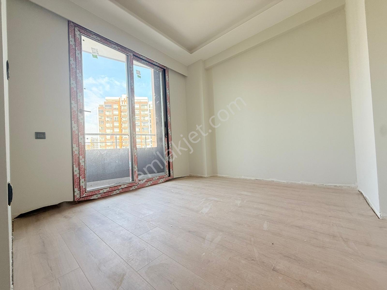 Yenişehir Megalan Da Deniz Manzaralı 3 Cepheli Köşe 2+1 — fotoğraf 18