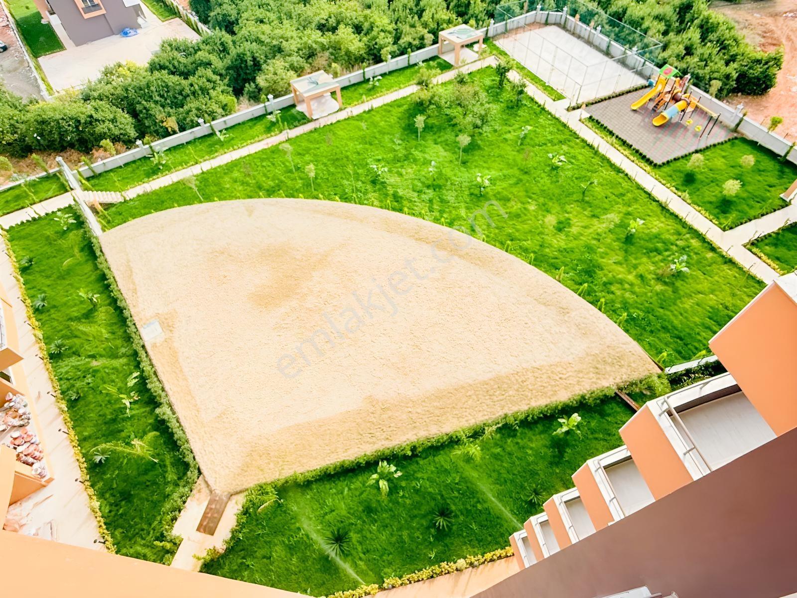 Yenişehir Megalan Da Deniz Manzaralı 3 Cepheli Köşe 2+1 — fotoğraf 27