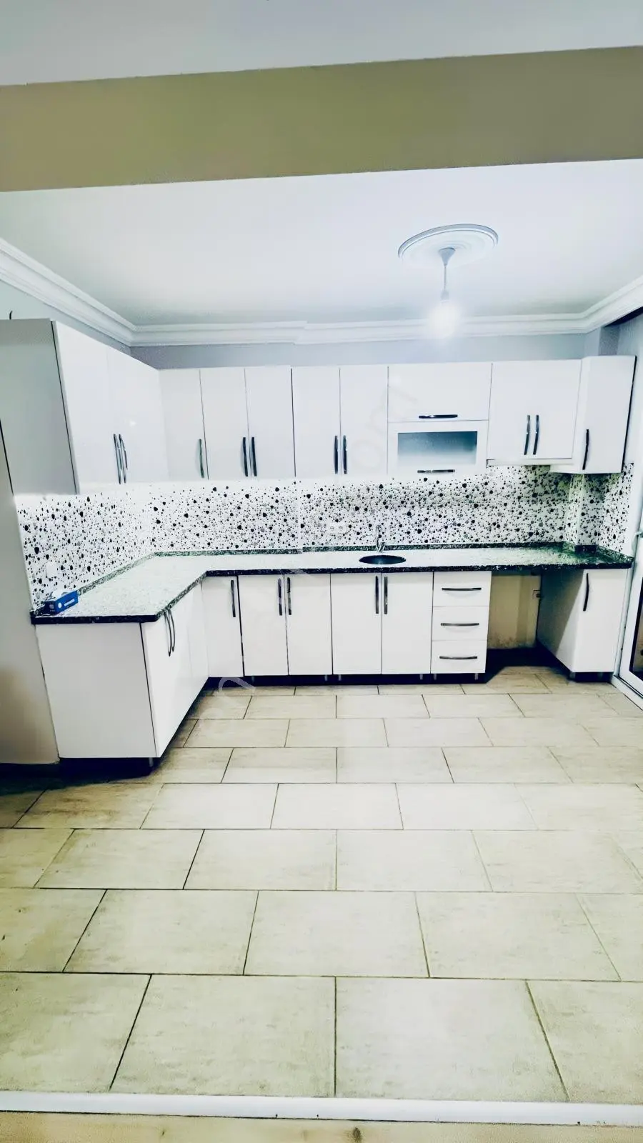 Fırsatt 2+1 Sahile 50 Metre Uzaklıkta Satılık Daire