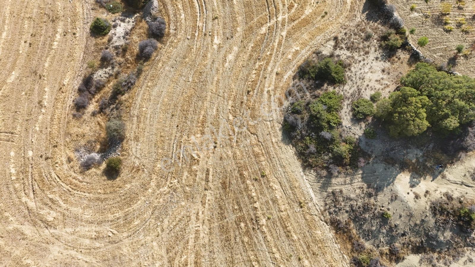Hakev'den Oyalıda Satılık 894 M2 Arsa — fotoğraf 7