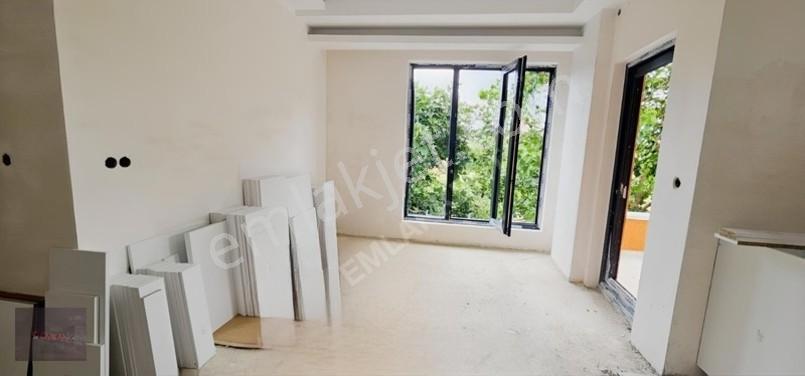 Emlak Kent'ten Sahile Yakın 1+1 Satılık Daire — fotoğraf 3