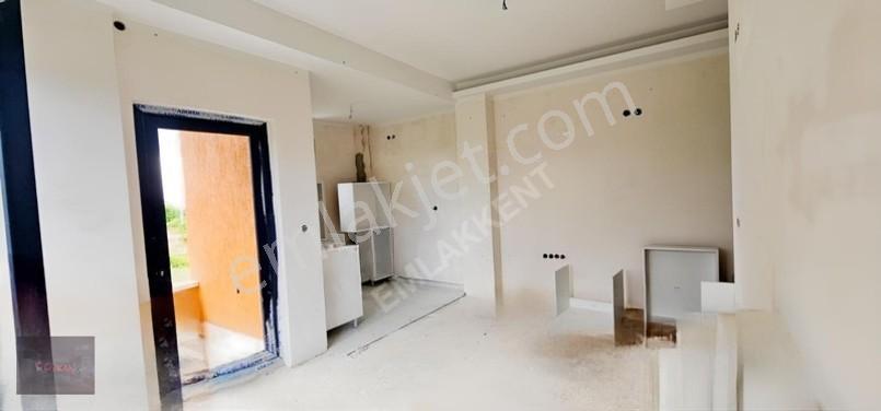 Emlak Kent'ten Sahile Yakın 1+1 Satılık Daire — fotoğraf 5