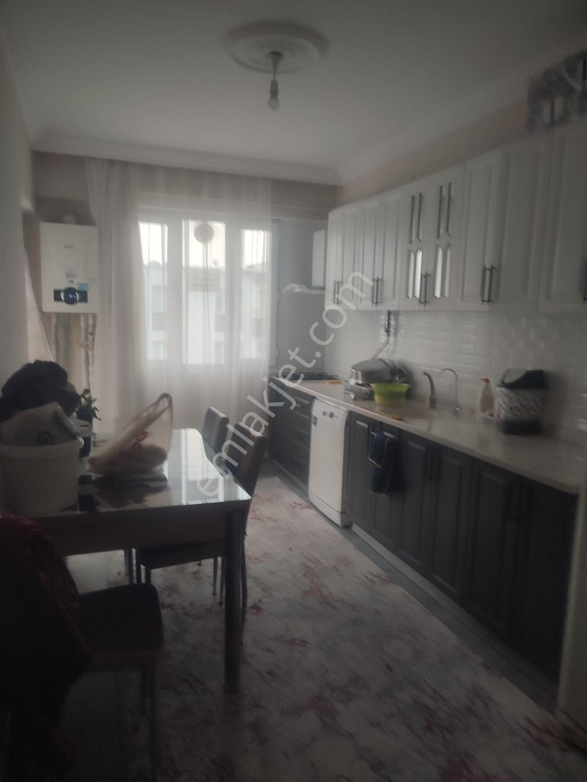 Oflaz Emlaktan Satılık 3+1 Daire — fotoğraf 7