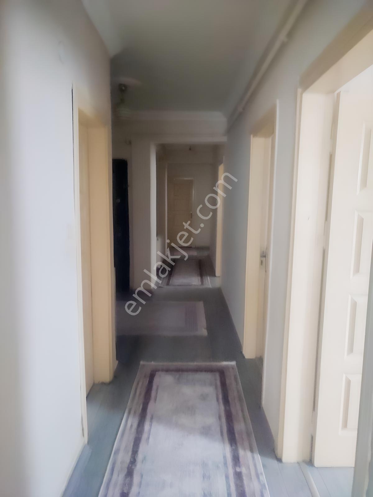Oflaz Emlaktan Satılık 3+1 Daire — fotoğraf 11