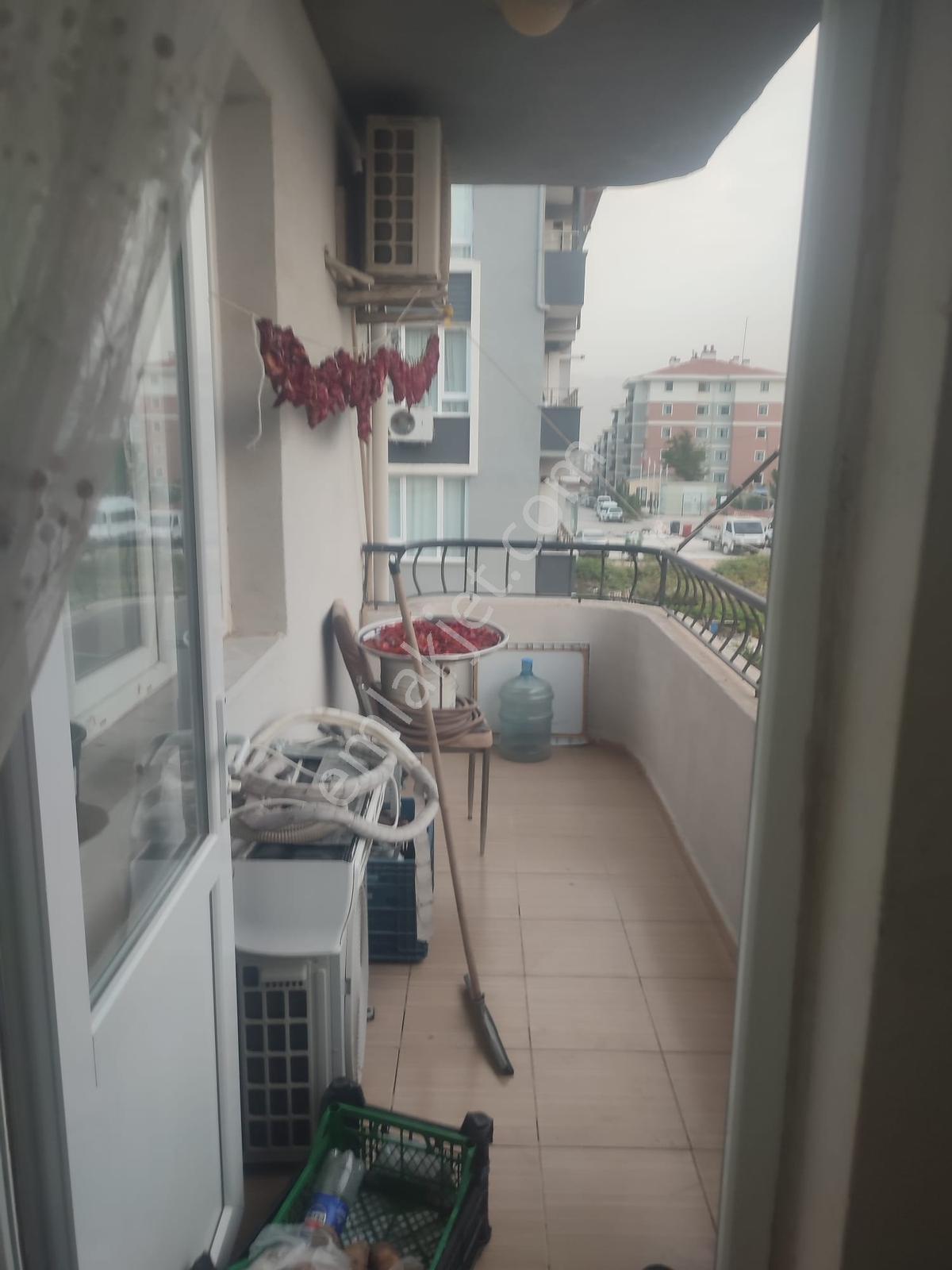 Oflaz Emlaktan Satılık 3+1 Daire — fotoğraf 15