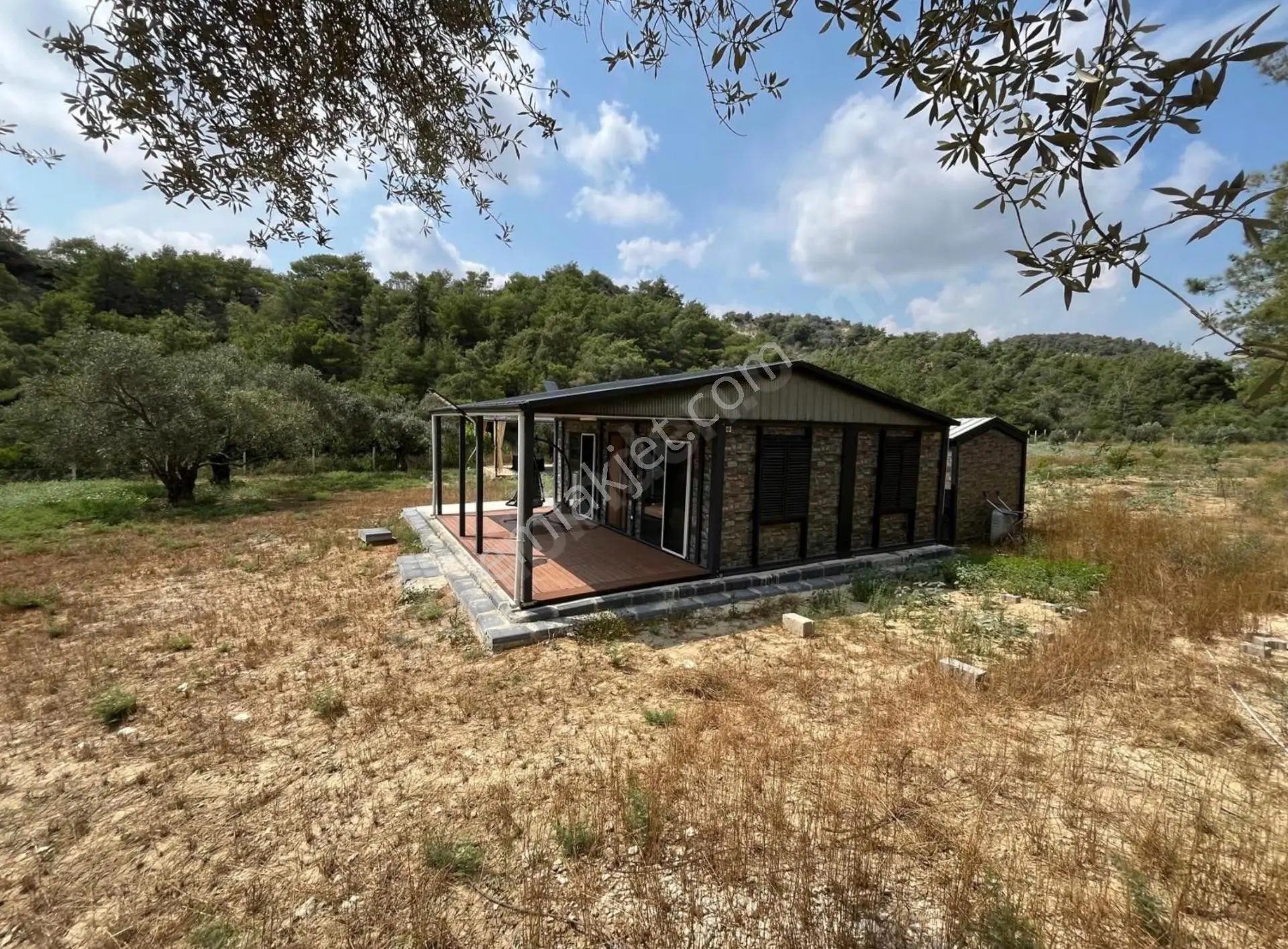 Çukurova Fadıl 6261M2 Tek Tapu 63 M' 2+1 Prefabrik Ev Ve 1 Adet 21 M2 Depo Zeyti...