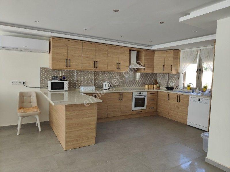 Stop’tan Ovacık'ta Satılık 3 Yatak Odalı Full Eşyalı Modern Villa — fotoğraf 4