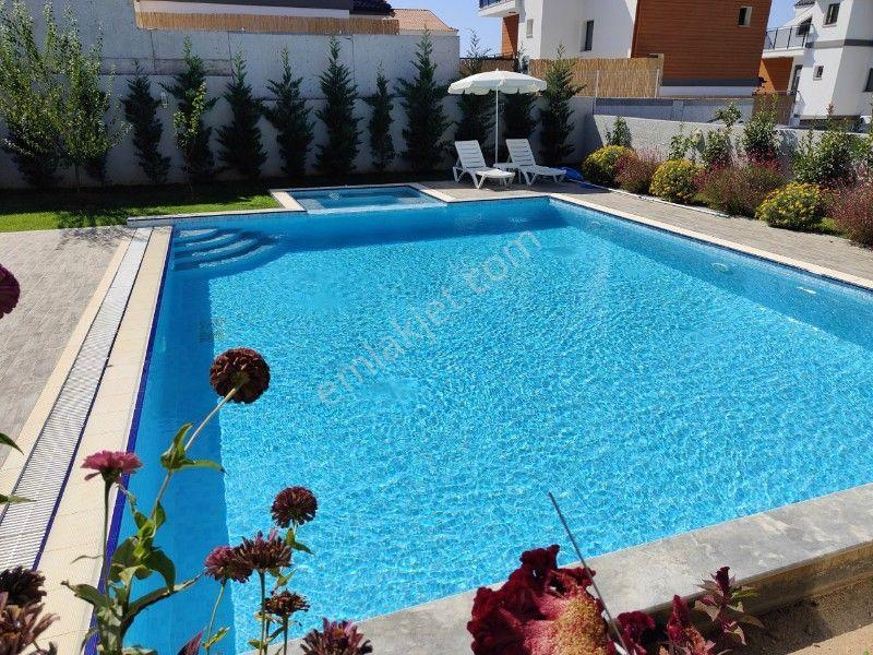 Stop’tan Ovacık'ta Satılık 3 Yatak Odalı Full Eşyalı Modern Villa — fotoğraf 22