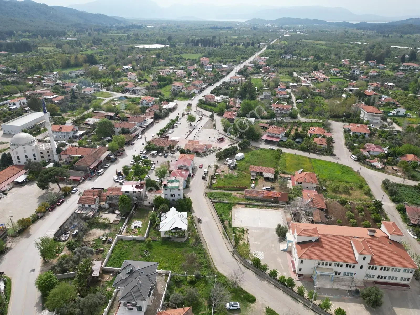 Beyobası Merkezde İmarlı Satılık Arsa — fotoğraf 4