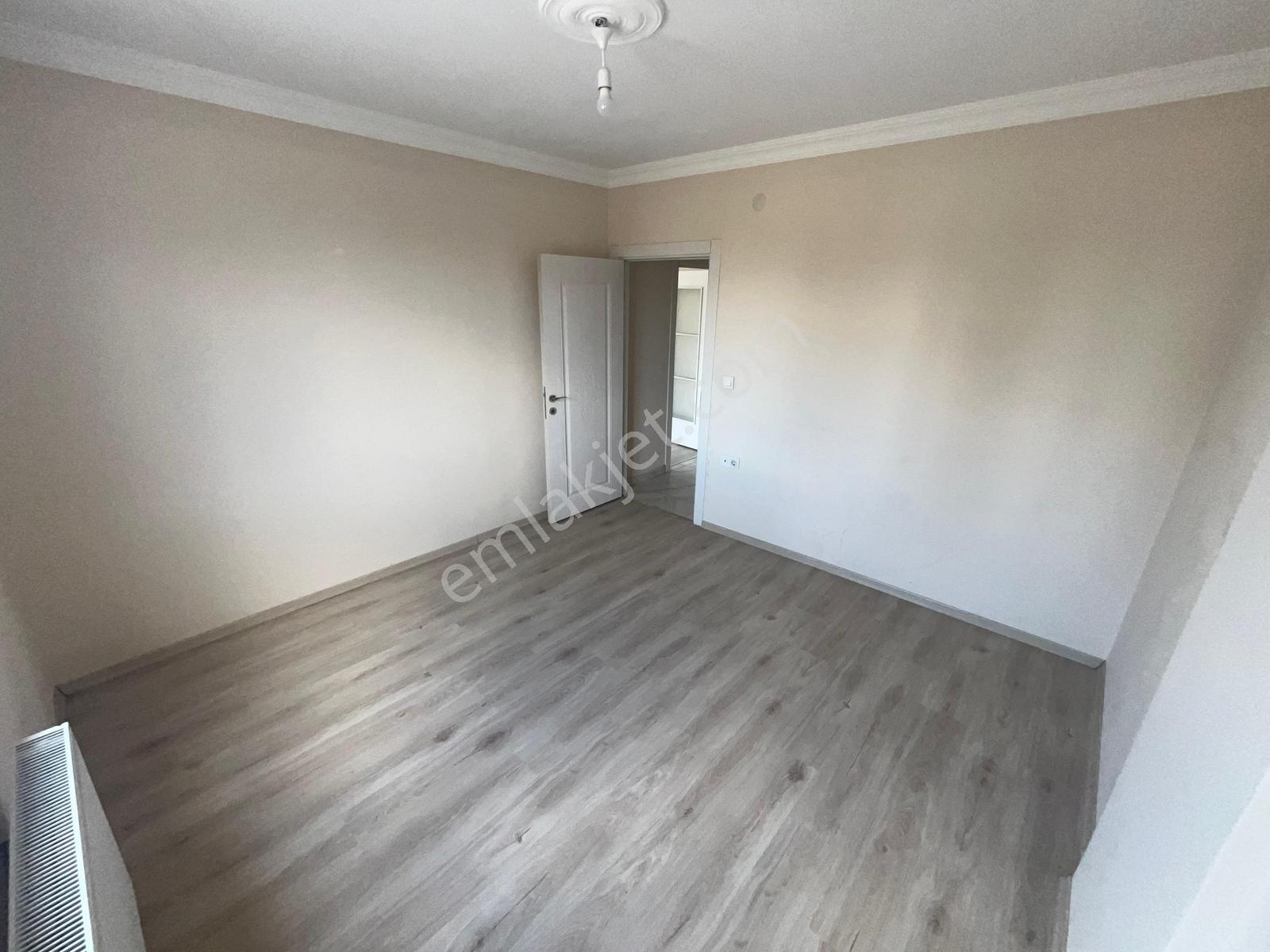 Mimar Sinanda | Kat Mülkiyetli 90m² | Krediye Uygun 3+1 Satılık! — fotoğraf 16