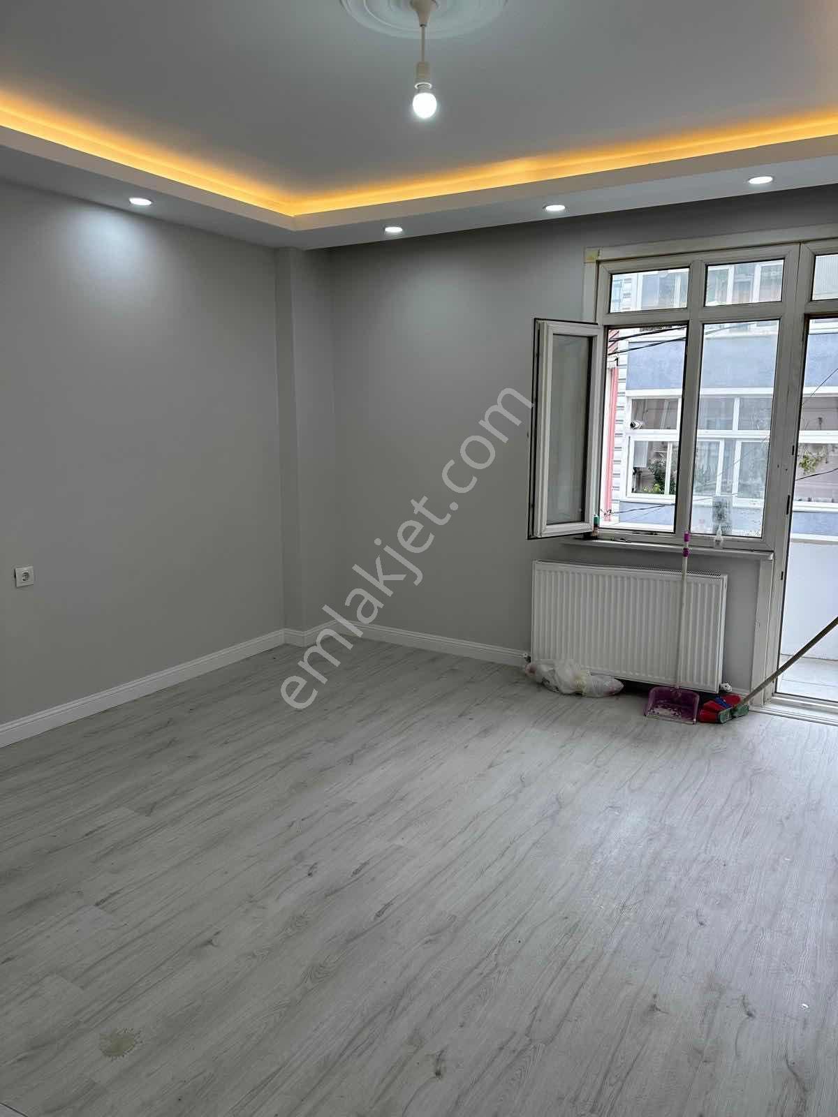 Halkalı Metroya Yakın 2+1 Arakat Satılık Daire — fotoğraf 9