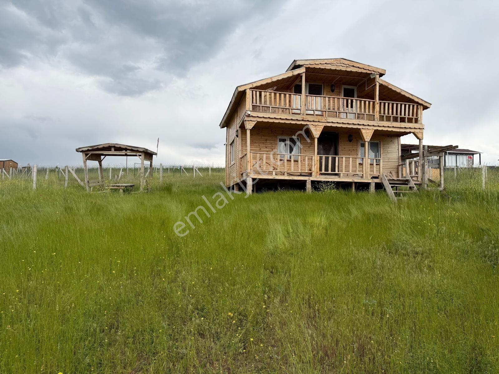 Akyurt Devlet Hast. Yakını İki Katlı Ahşap Ev+çardak 300m2 Bahçe — fotoğraf 3