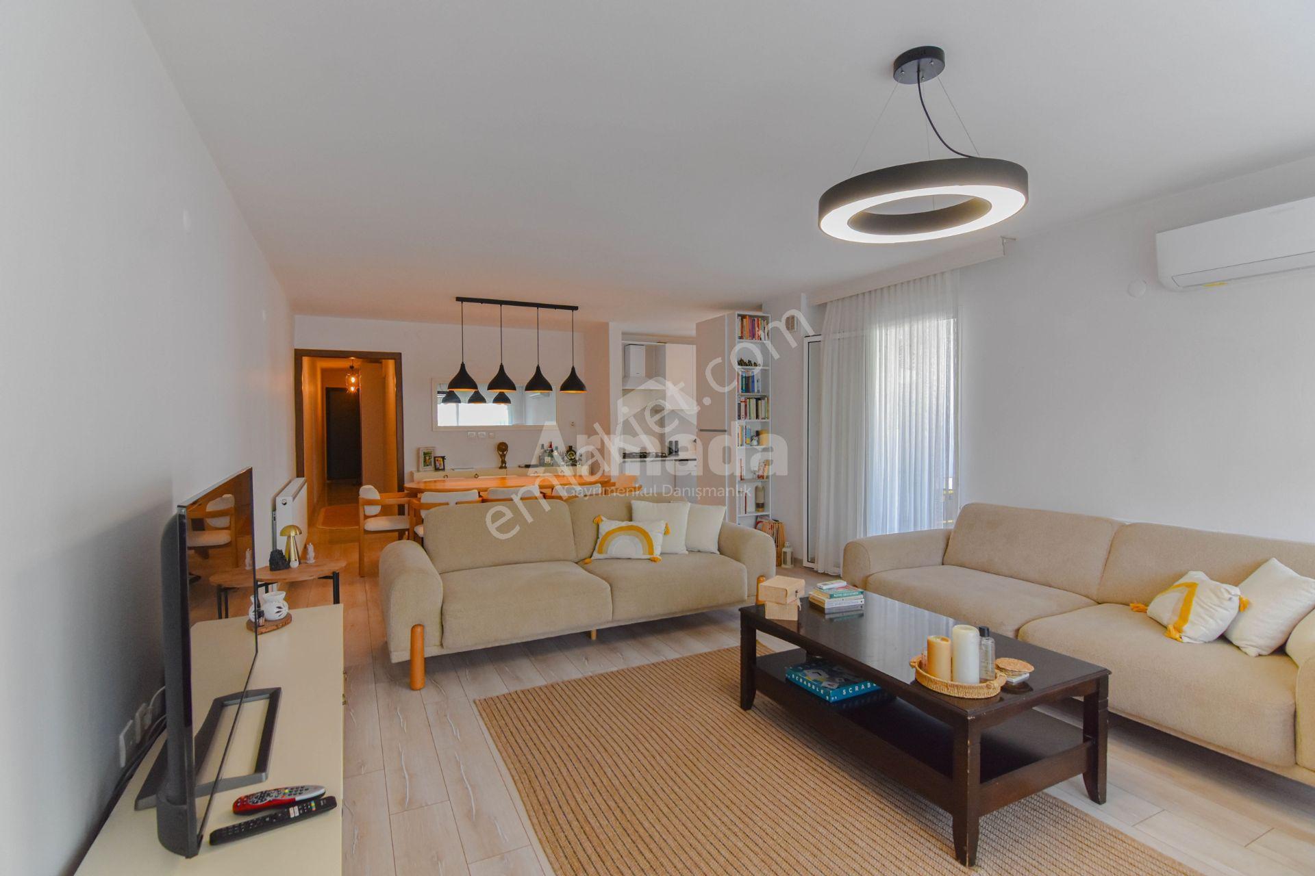 Kuşadası Marinaya 200 M Mesafede Satılık 3+1 Daire — fotoğraf 7