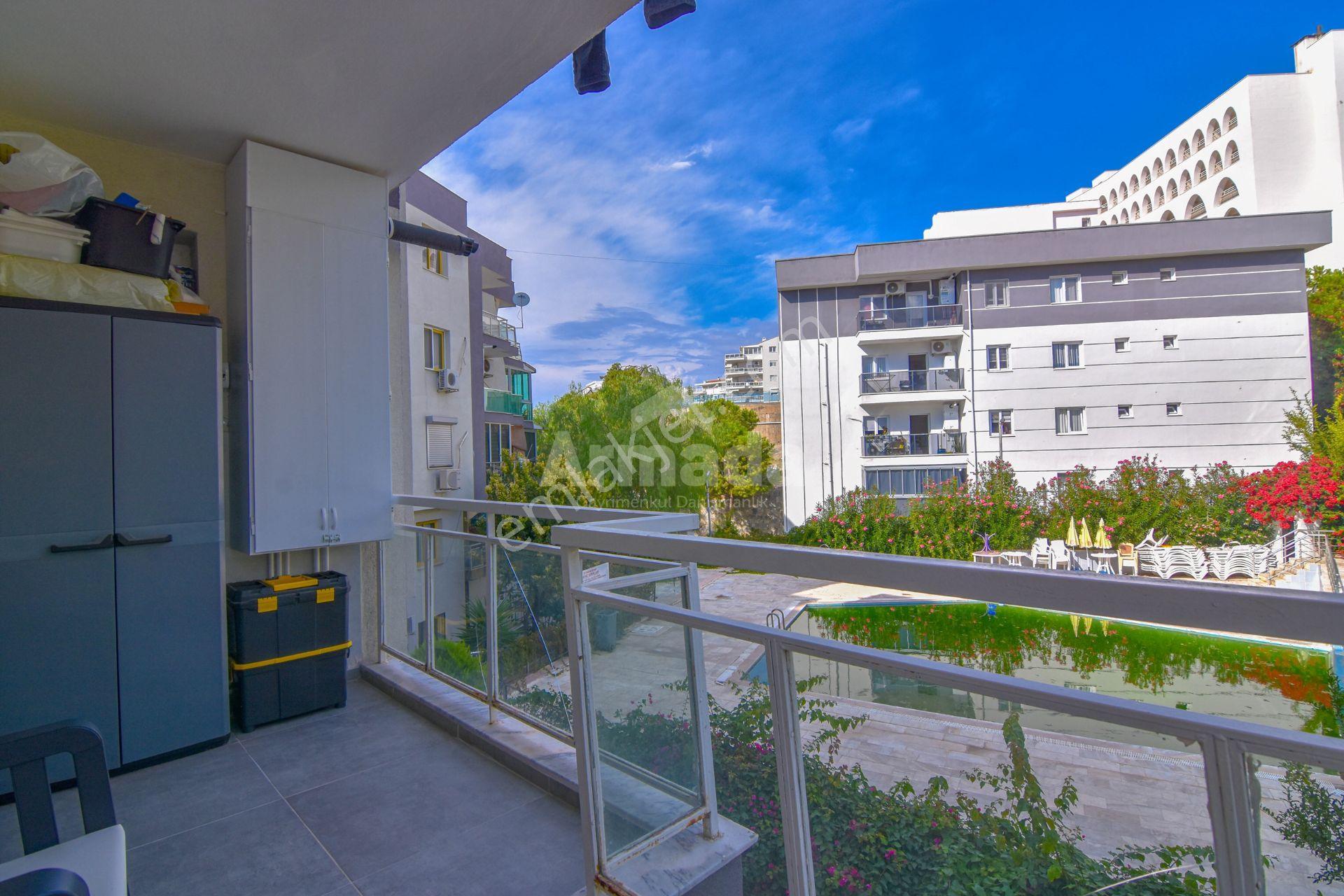 Kuşadası Marinaya 200 M Mesafede Satılık 3+1 Daire — fotoğraf 15