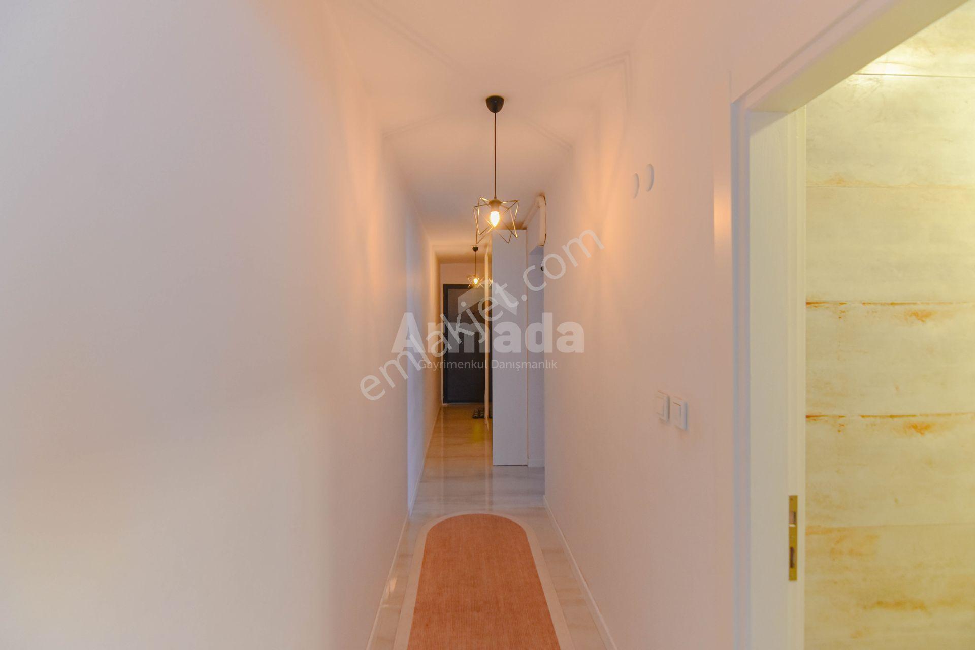 Kuşadası Marinaya 200 M Mesafede Satılık 3+1 Daire — fotoğraf 20
