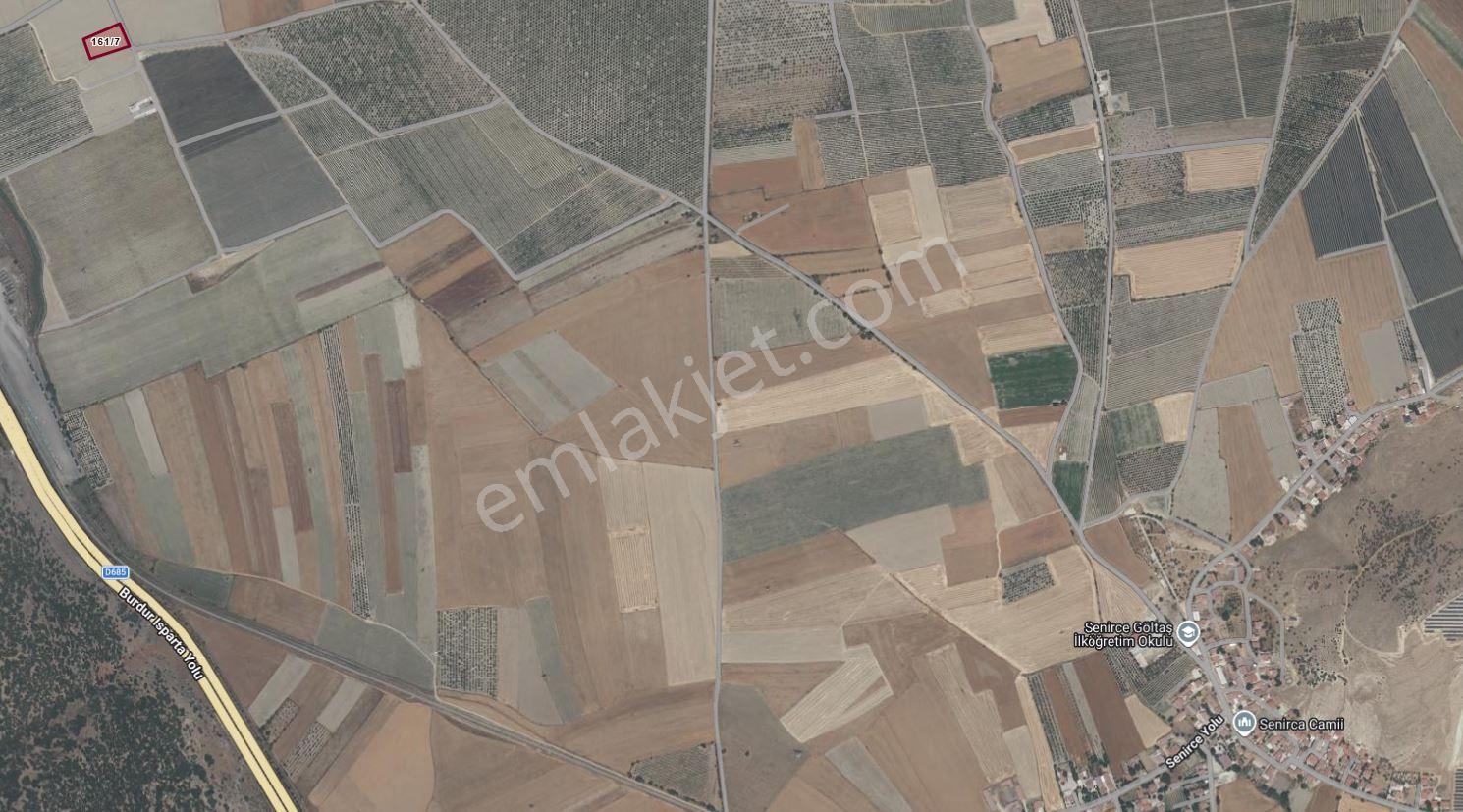Isparta Gönen İlçesi Senirce Köyün'de 3363m2 Satılık Tarla — fotoğraf 2