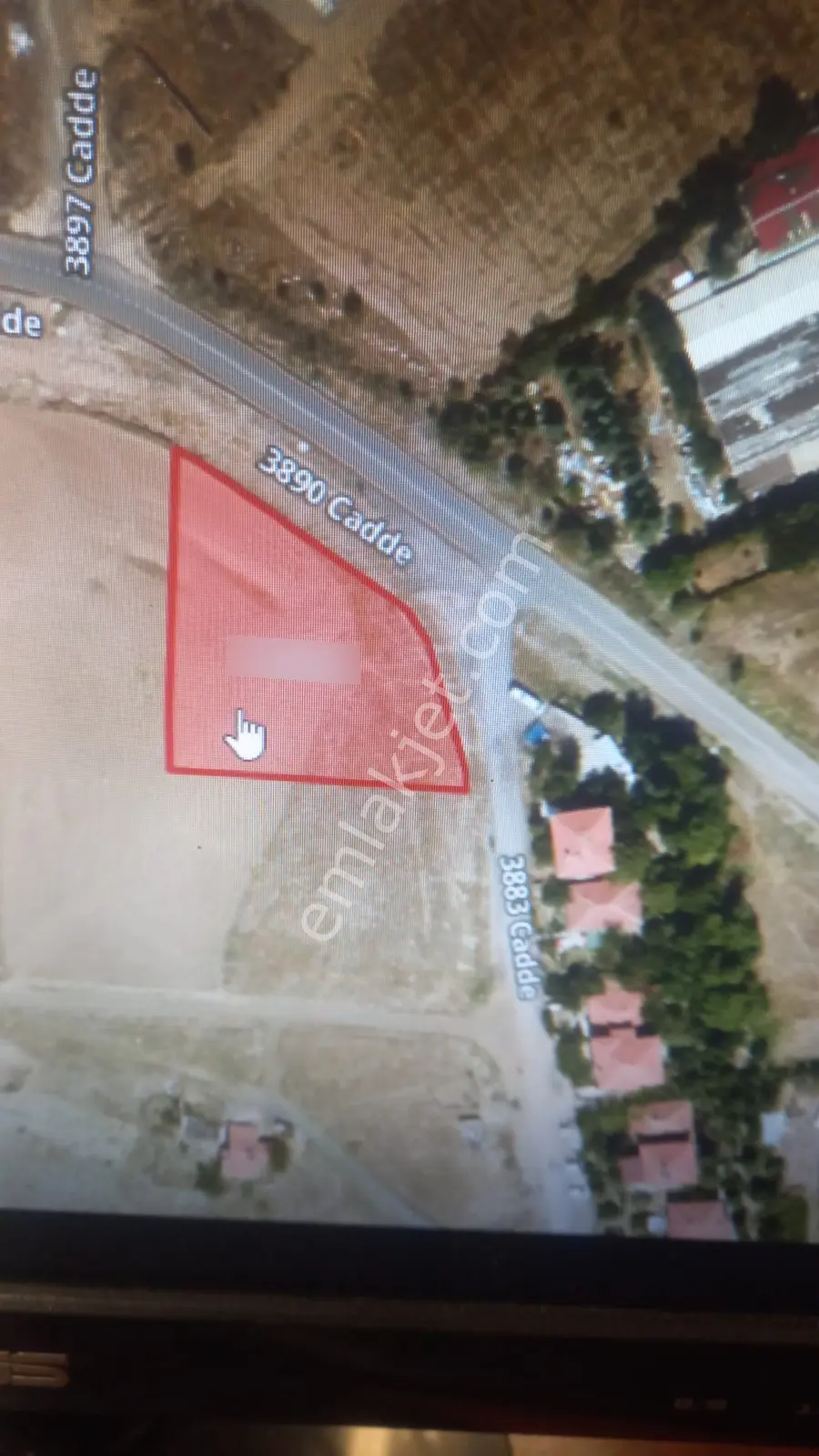 Yakacık' Da Muhteşem Köşebaşı Kupon Konut + Ticari Satlık Arsa