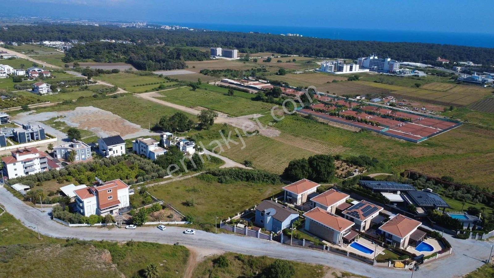Sorgunda Güzel Konumda Satılık Arsa — fotoğraf 2