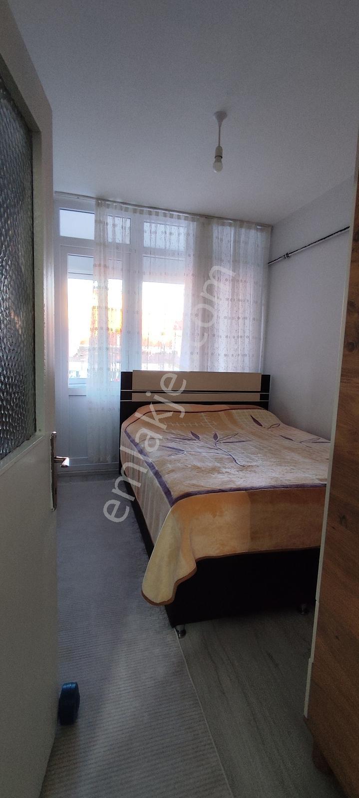 Zeytinburnu Sümer Mahallesi Satılık 2+1 Daire — fotoğraf 6