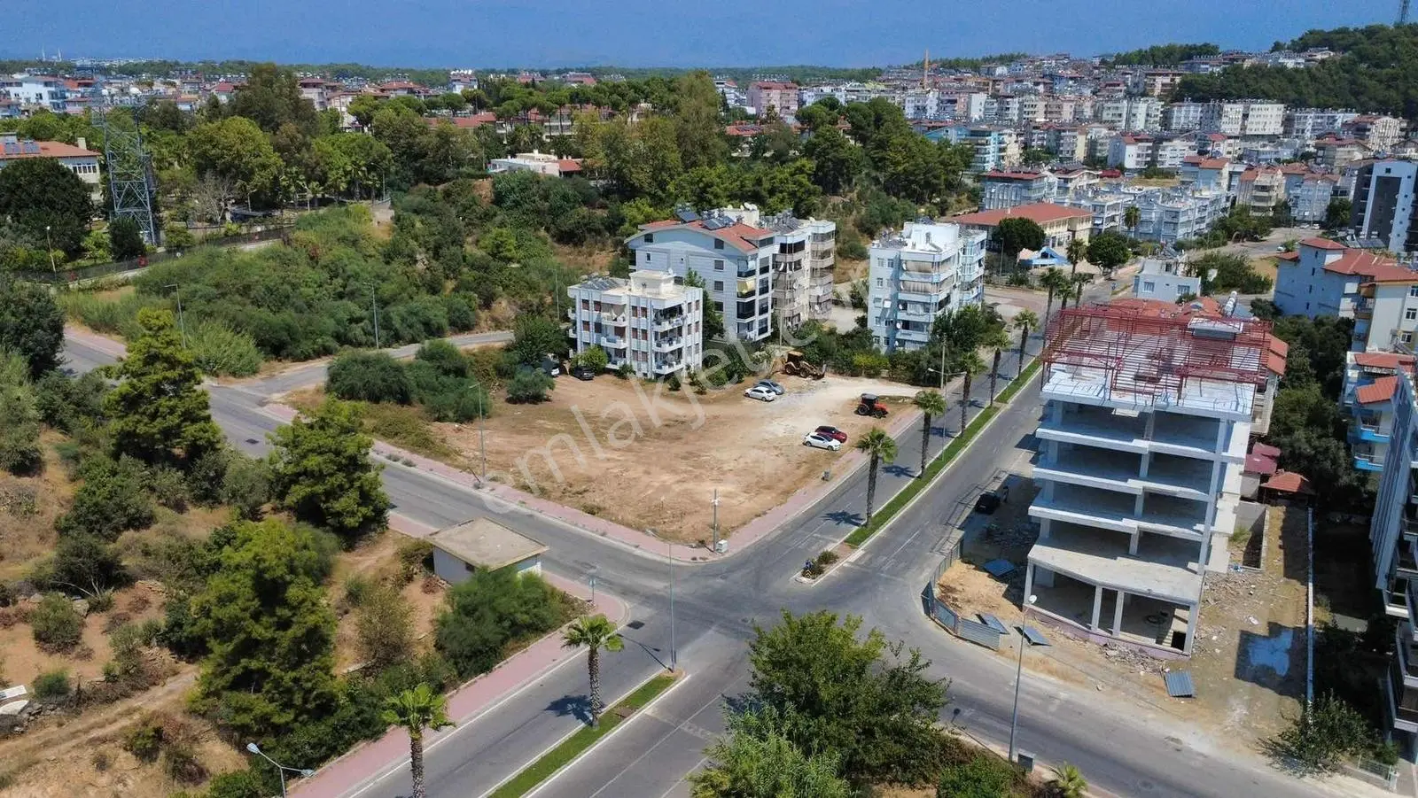 Aydınevler Mah. Köşe Başı Parsel Konut Arsası — fotoğraf 6