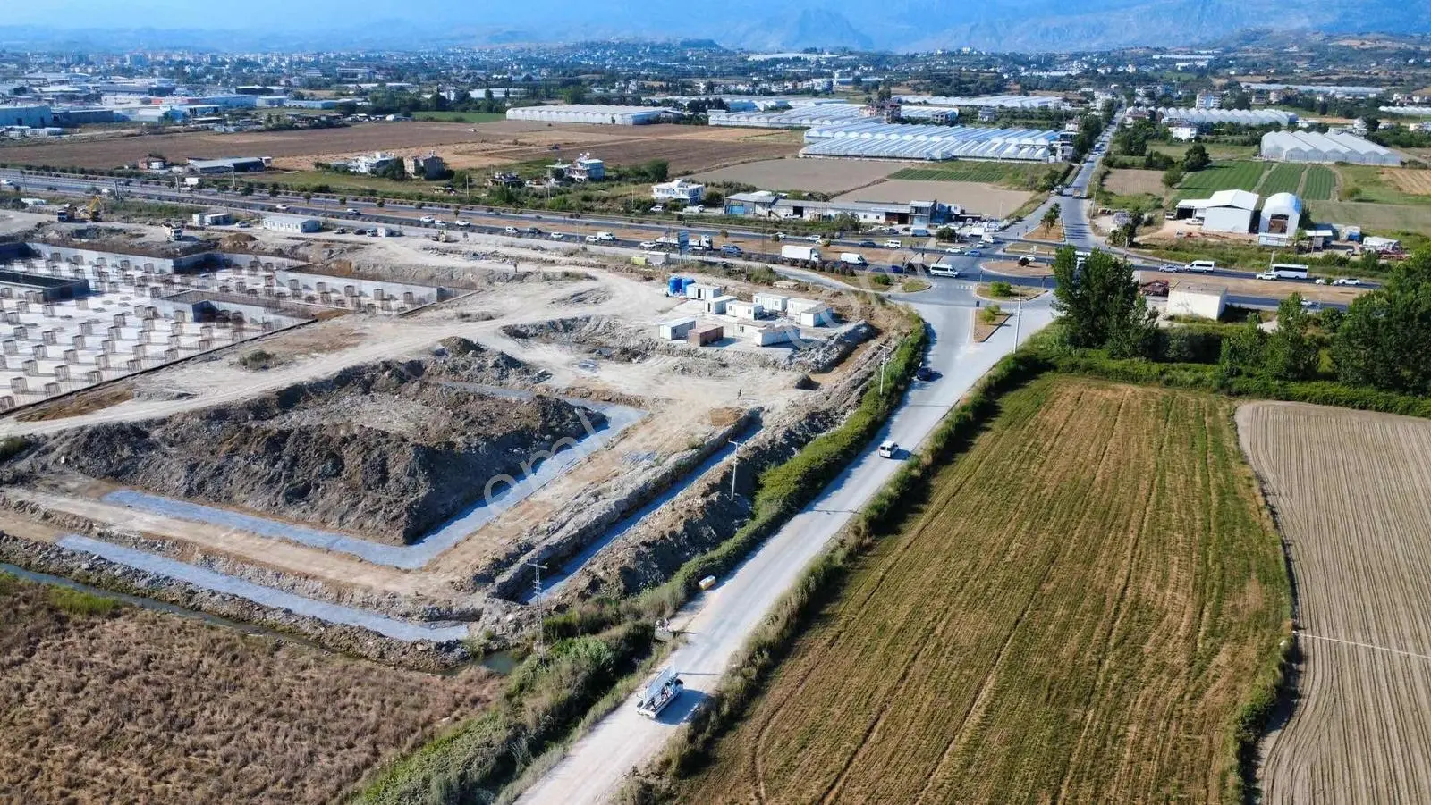 Yeni Yapılan Şehir Hastanesi Yanında %80 Ticari İmarlı Arsa — fotoğraf 13