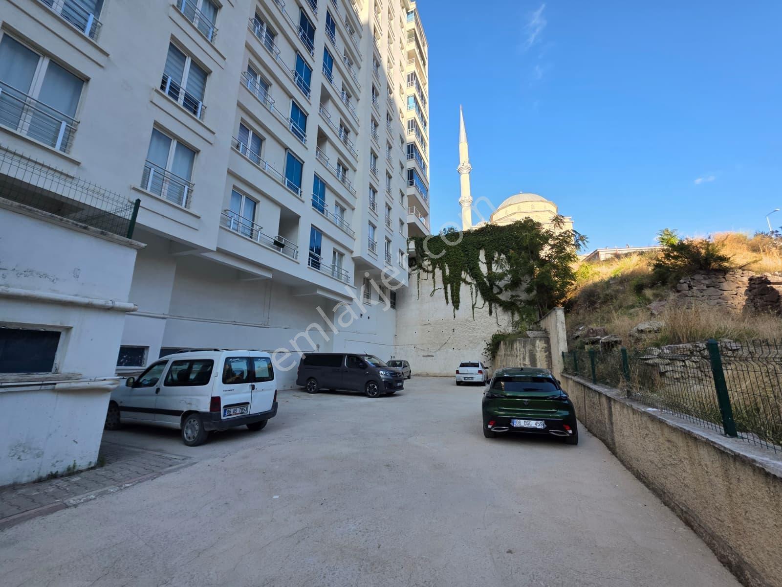 Durali Alıç Mah Kat Konumunda 125m2 3+1 Satılık Daire — fotoğraf 33