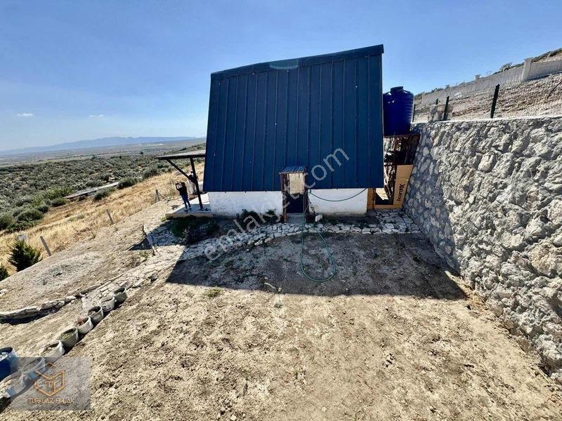 Türkelli'de Foça Yoluna Yakın 300 M² Hisseli Arsa — fotoğraf 6