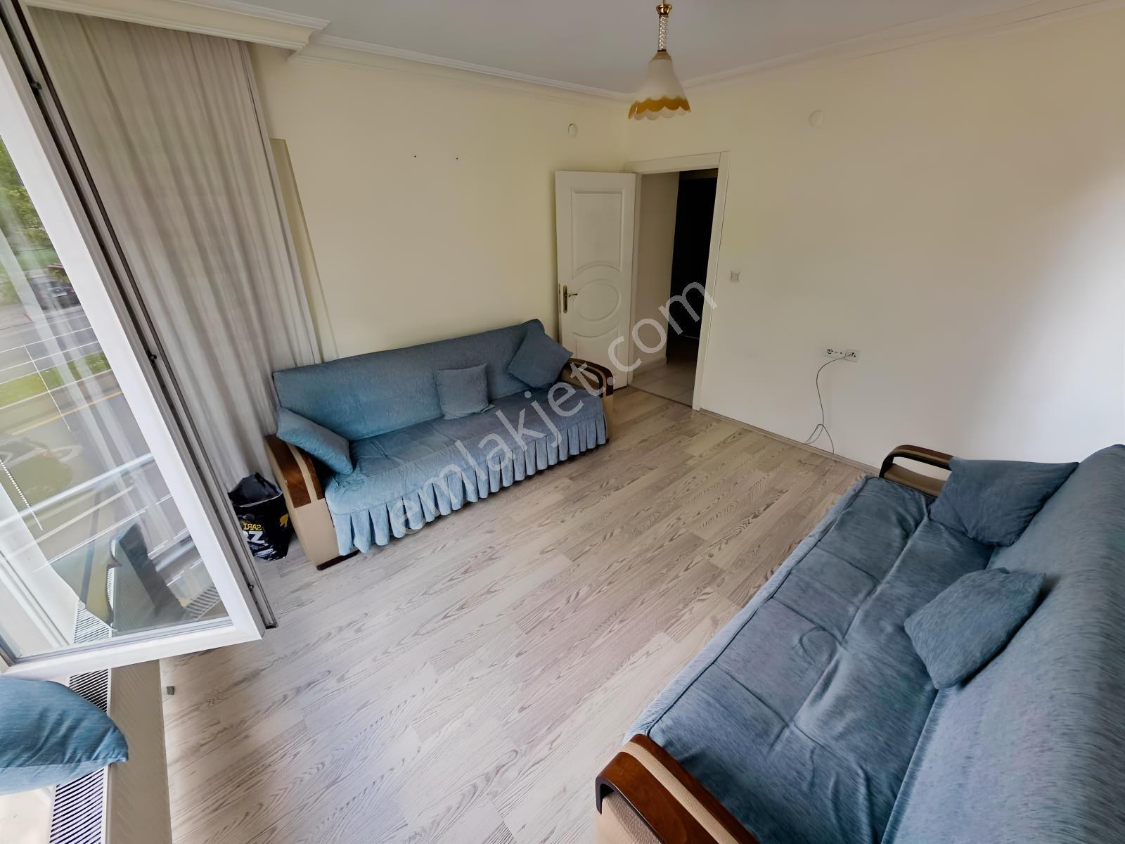 Doğukent Caddesinde 2+1 Yapılı Satılık Daire — fotoğraf 9