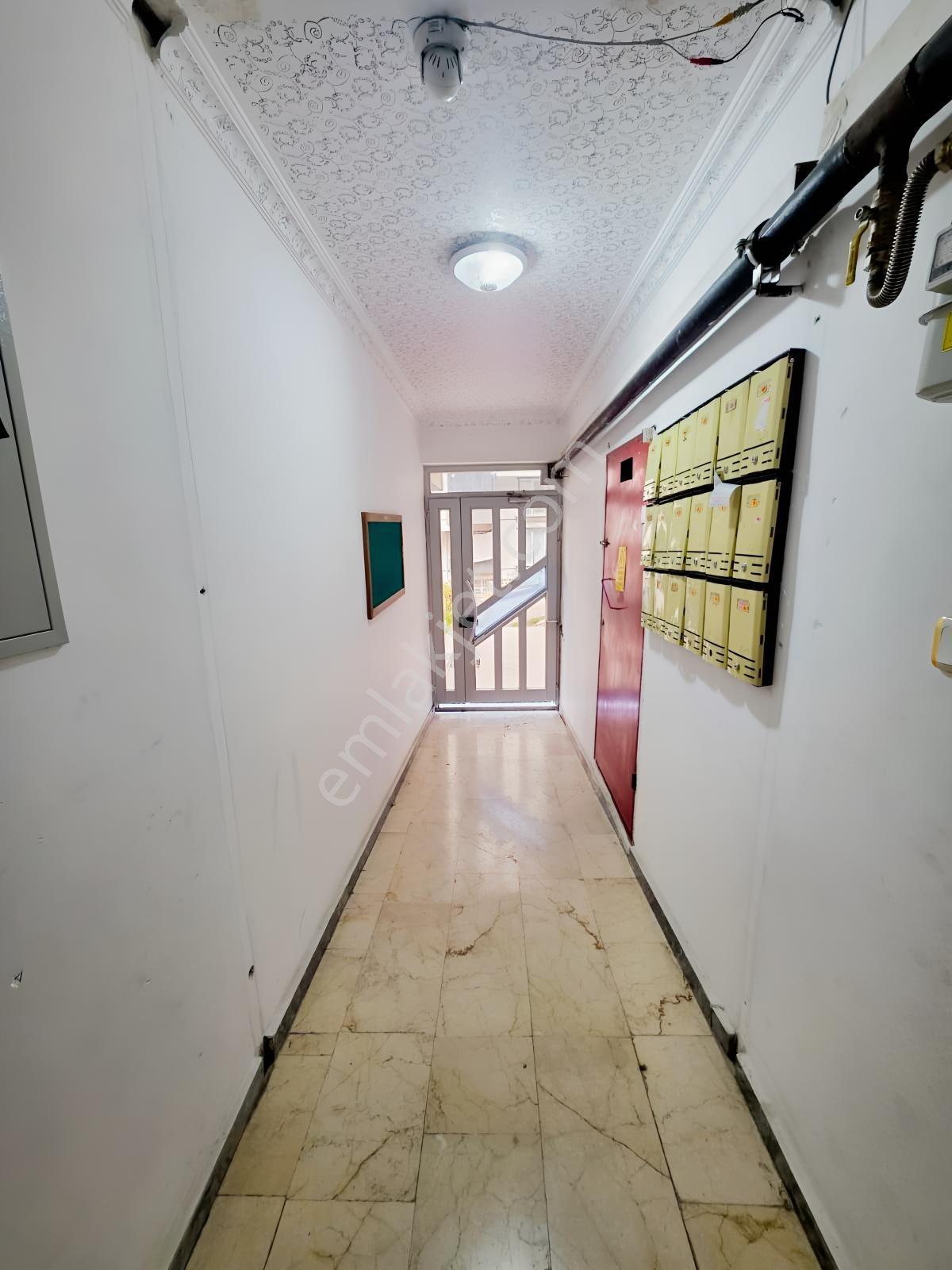 Doğukent Caddesinde 2+1 Yapılı Satılık Daire — fotoğraf 14