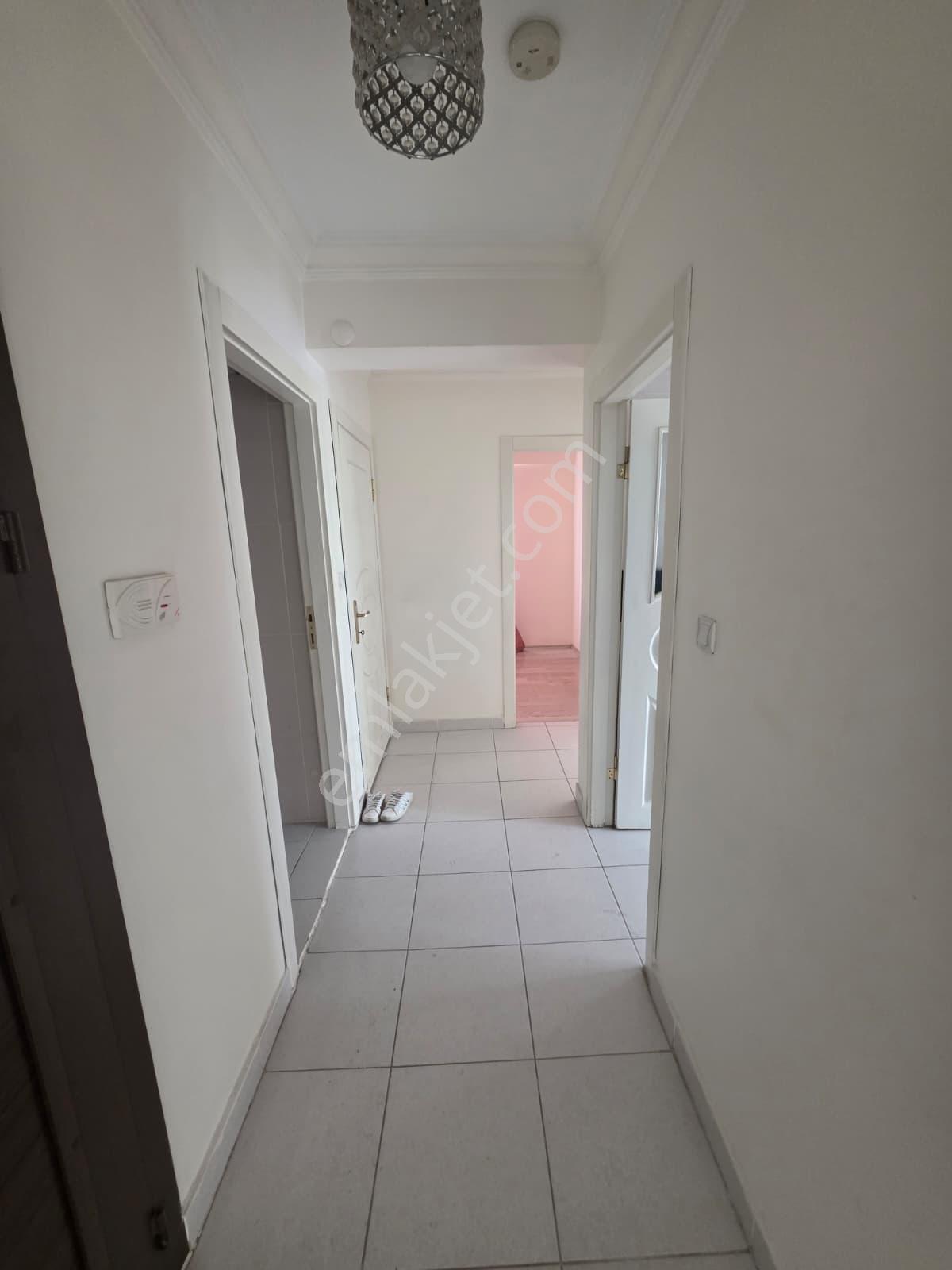 Doğukent Caddesinde 2+1 Yapılı Satılık Daire — fotoğraf 15