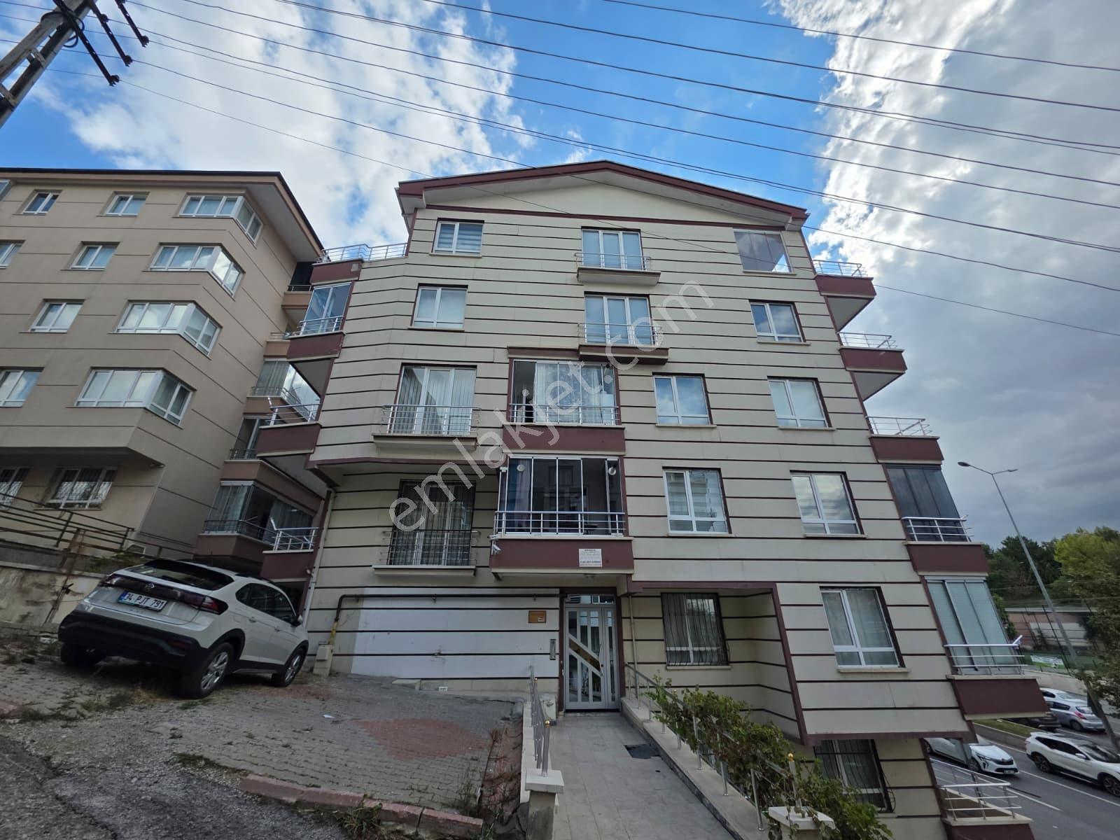 Doğukent Caddesinde 2+1 Yapılı Satılık Daire — fotoğraf 27