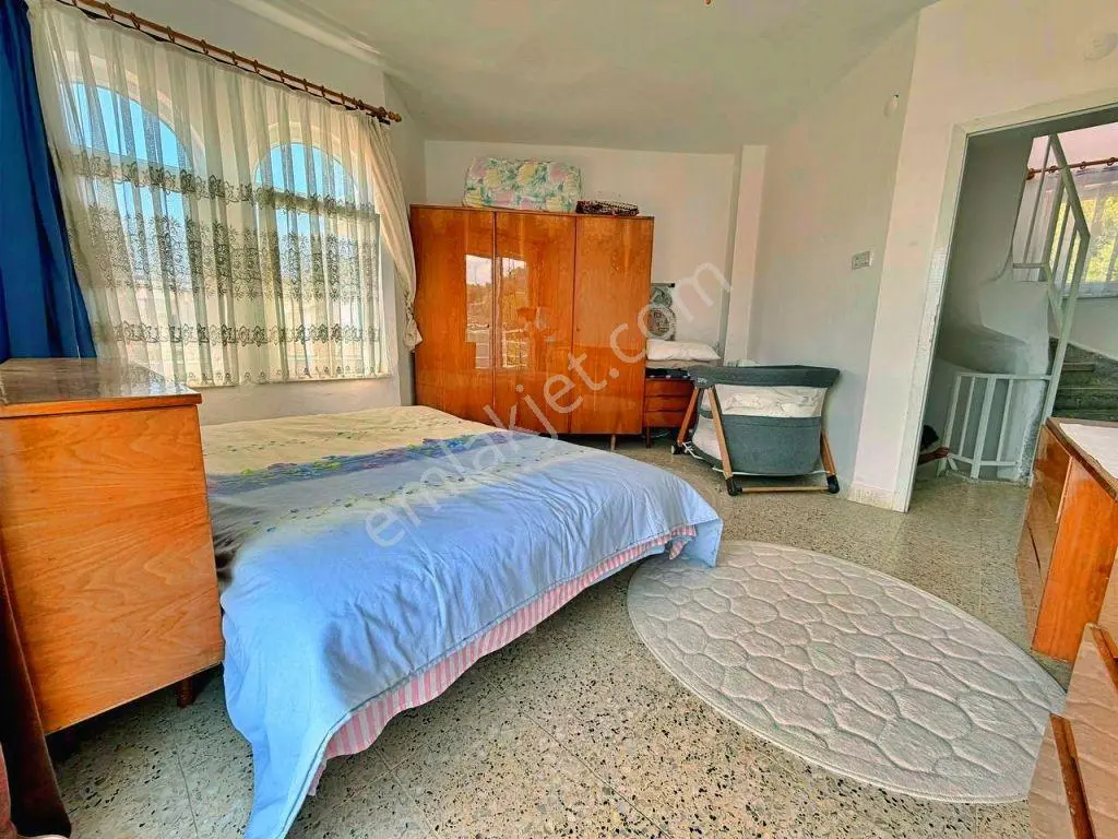 Uytundan Pelitköy İçmelerde Denize 200 Metre Bahçeli 3+1 Villa — fotoğraf 10