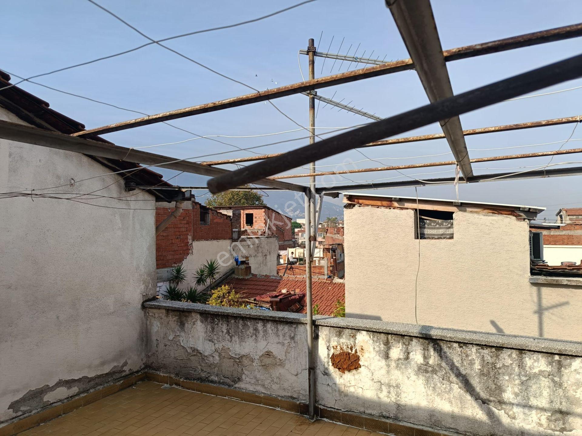 Bursa Osmangazi Kemerçeşme Mh Üç Katlı Satılık Ev Fırsatı — fotoğraf 10