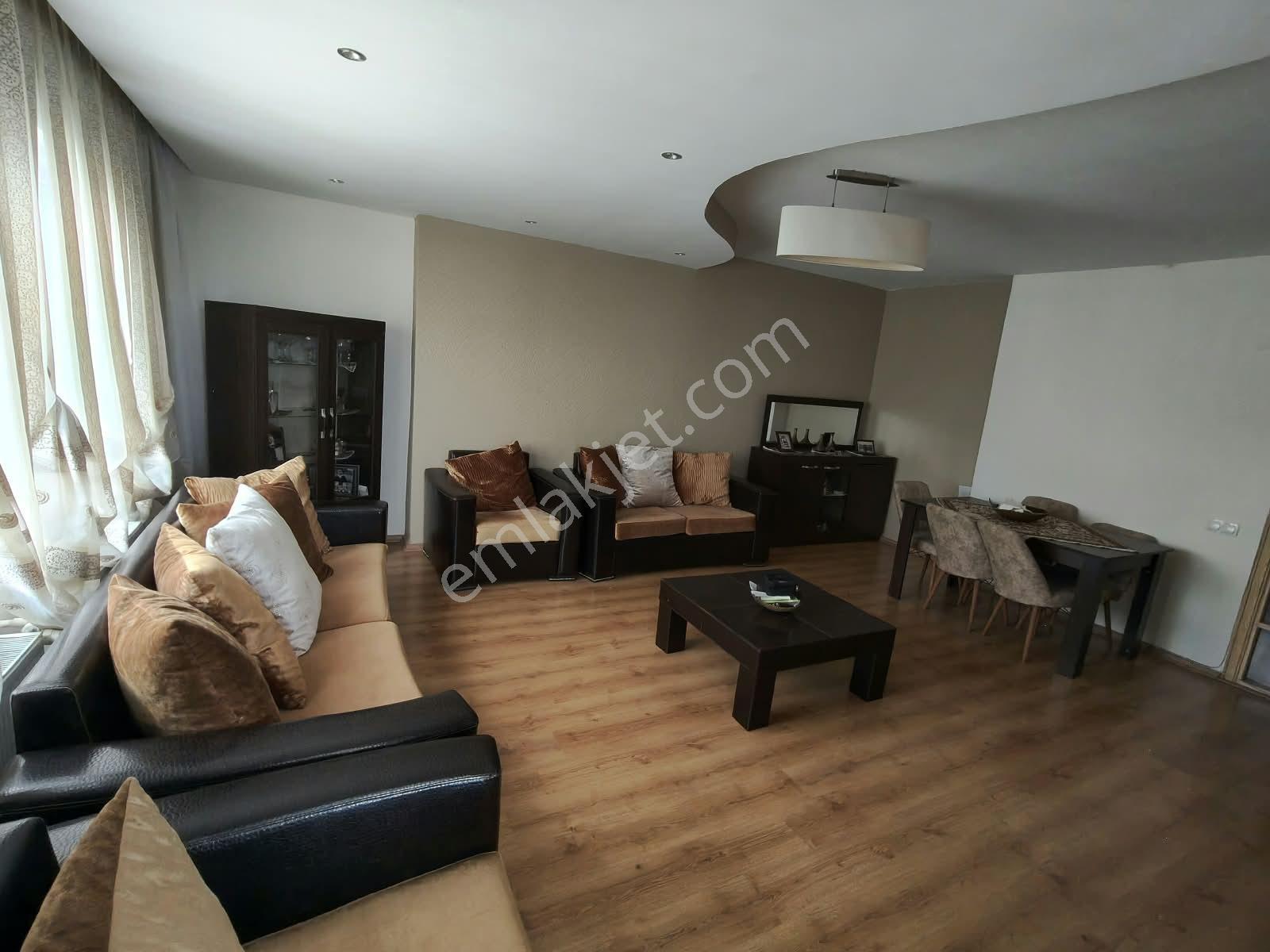 Remax Toros'tan Viranşehir'de Denize Yakın Doğalgazlı 3+1 — fotoğraf 4
