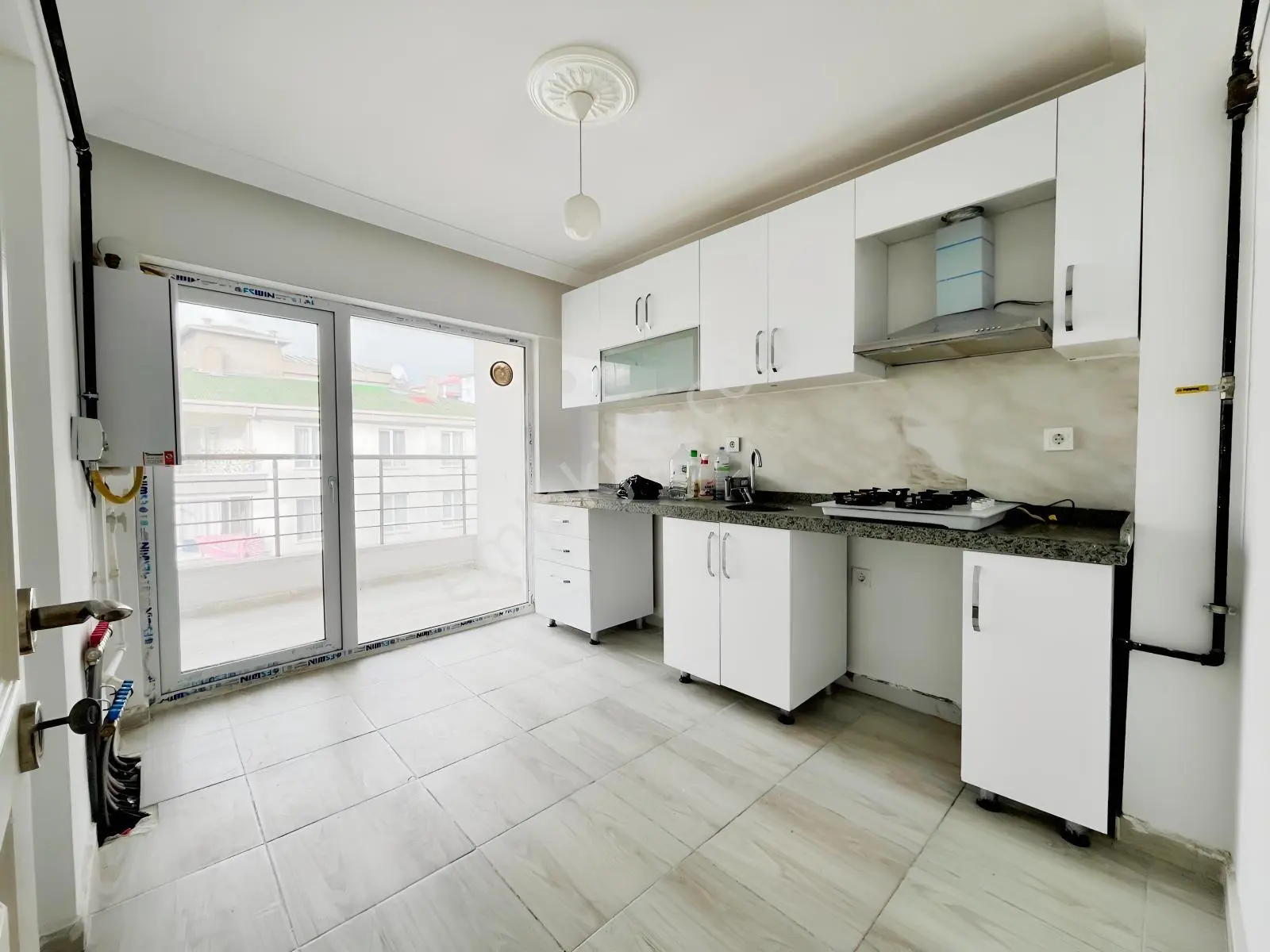 Küçük Kayaş Mahallesi Manzaralı 3+1 Satılık Daire — fotoğraf 2
