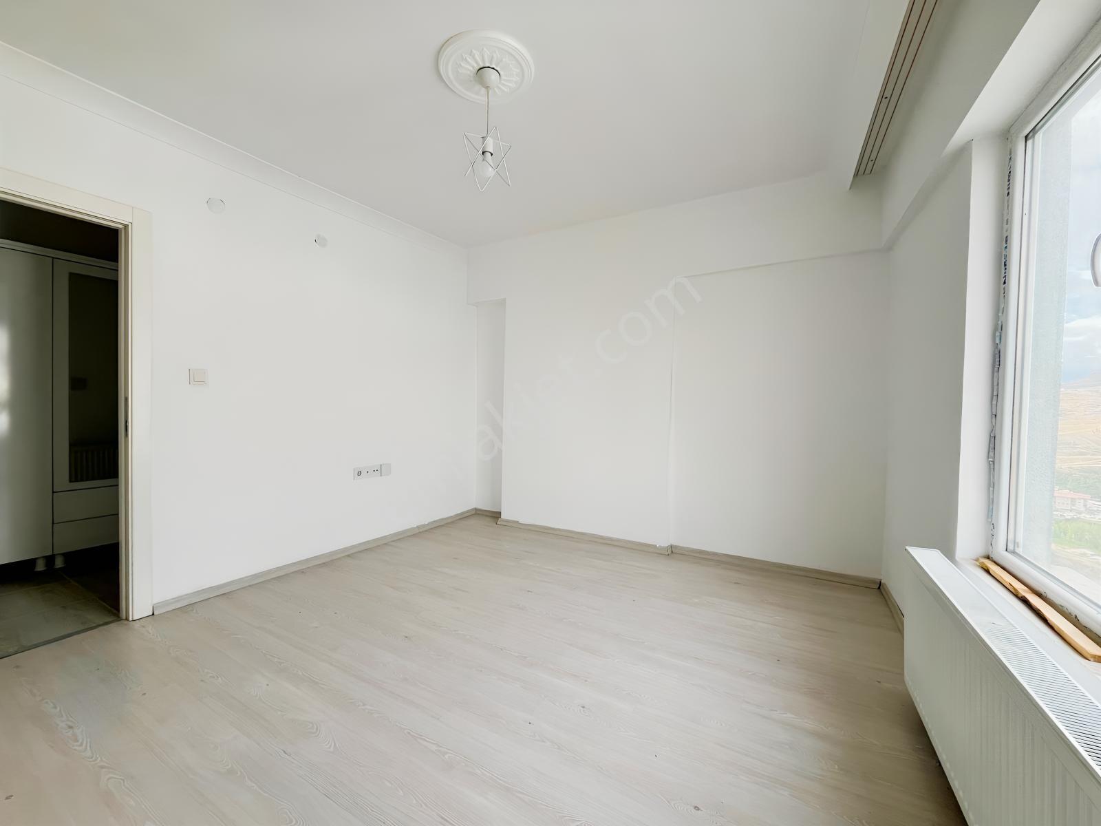 Küçük Kayaş Mahallesi Manzaralı 3+1 Satılık Daire — fotoğraf 14