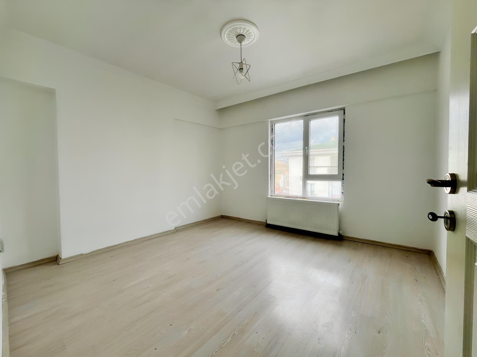 Küçük Kayaş Mahallesi Manzaralı 3+1 Satılık Daire — fotoğraf 16