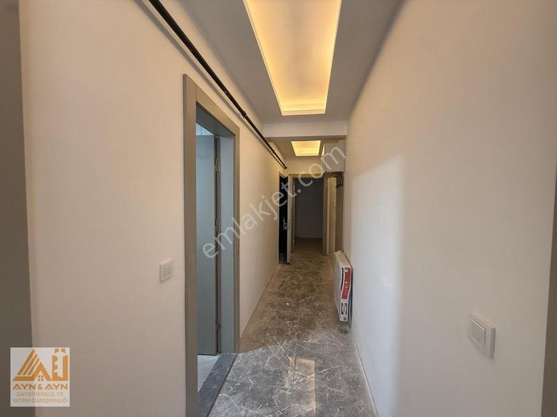 Küçük Çiğli Satılık 2+1 Daire — fotoğraf 6