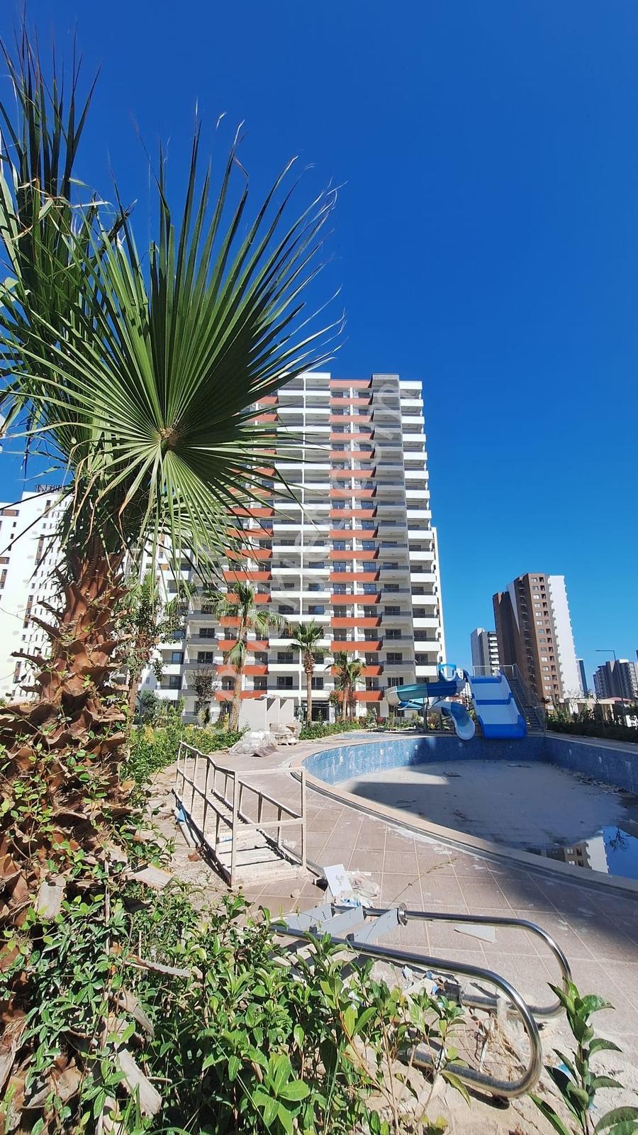 Ellamira'dan Arpaçbahşiş Astra Tower 1'de Denize 300 M. 2+1'ler — fotoğraf 3